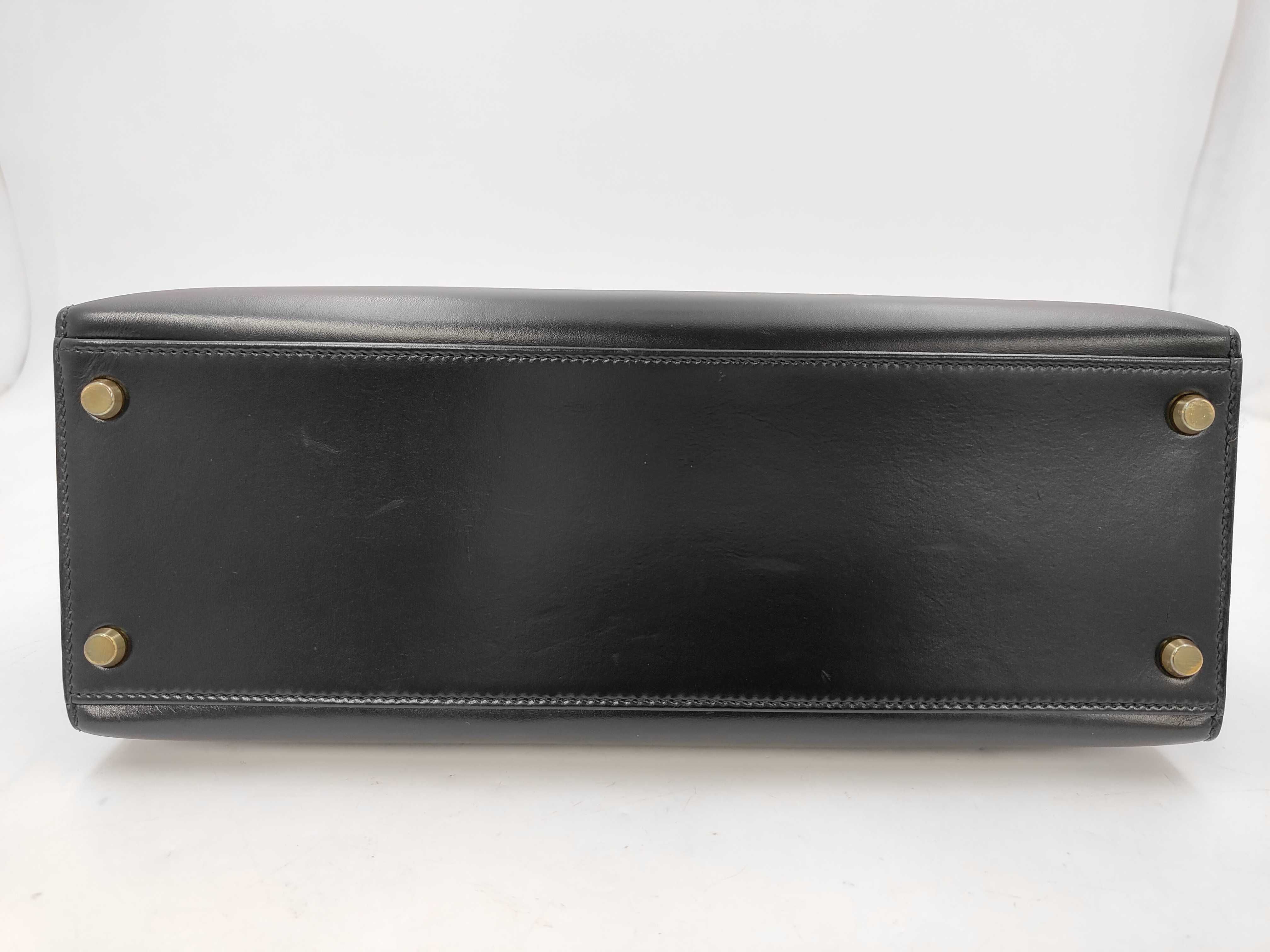 Kelly 32 Box Calf Black Gold Hardware Handbag — view 7