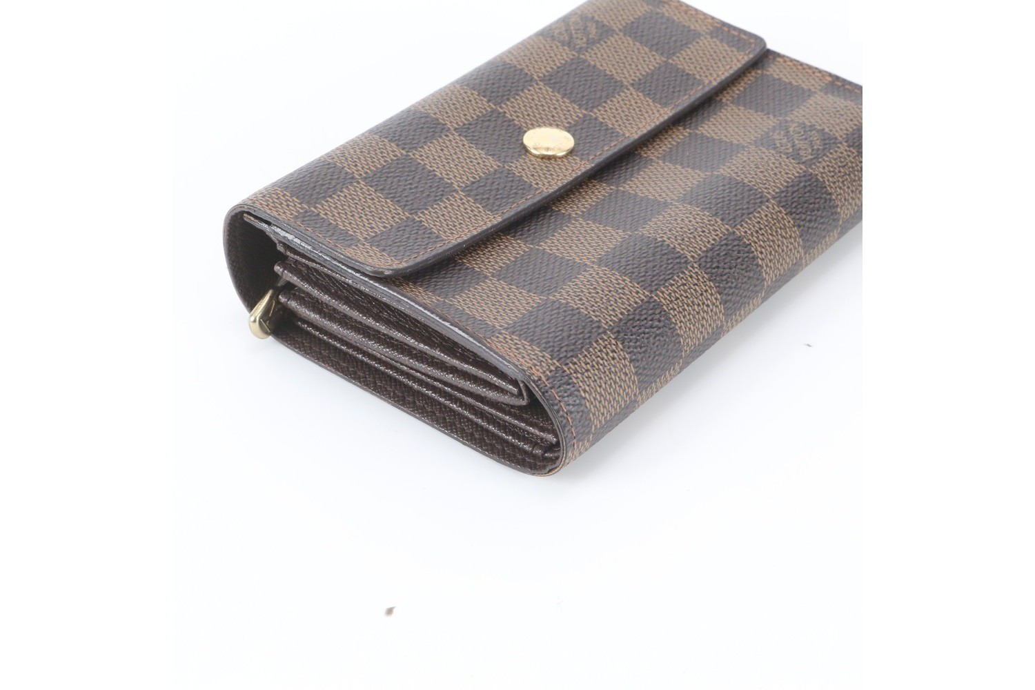 Damier Portefeuille Alexandra N63067 Tri-fold Wallet — view 4