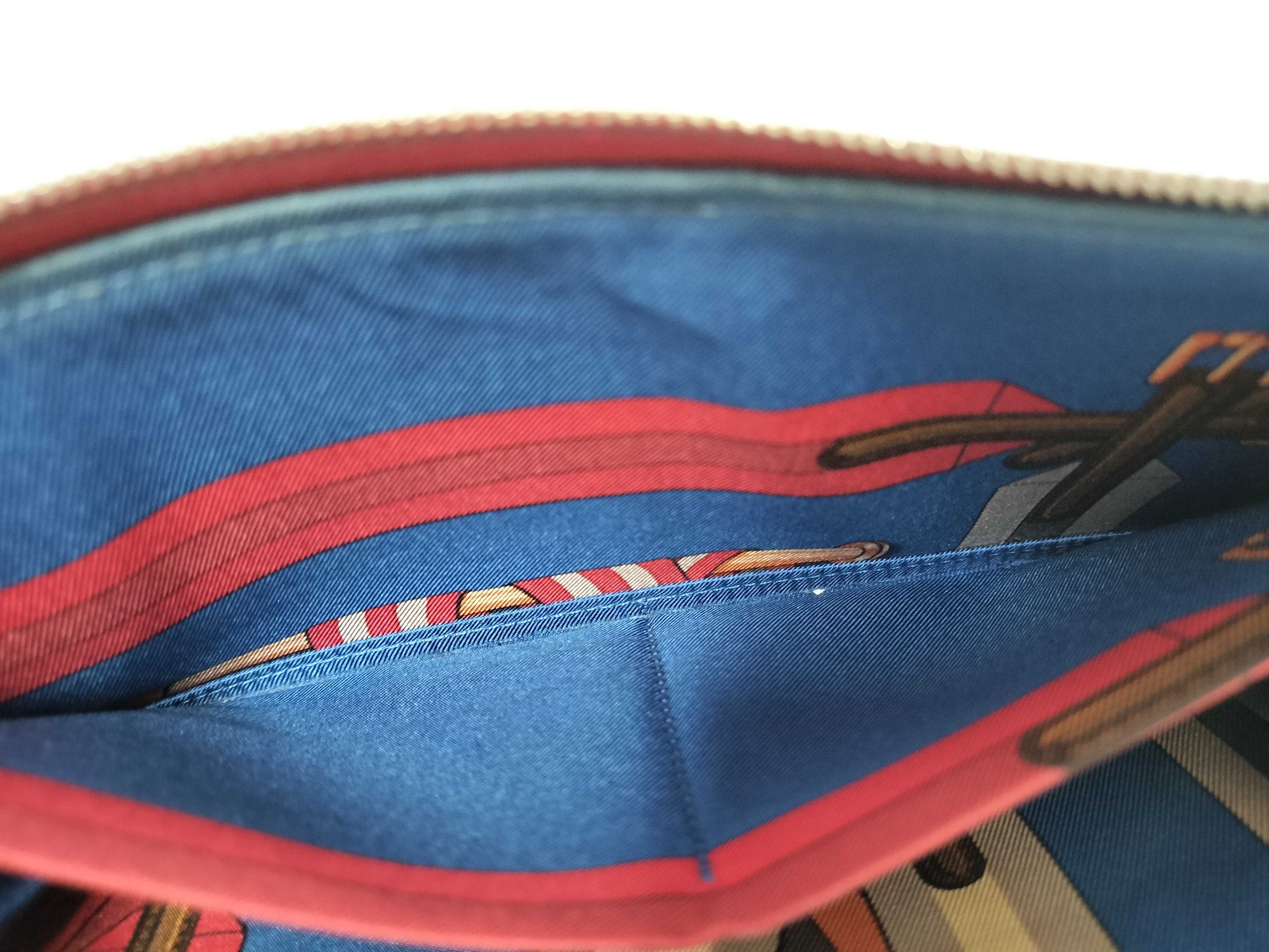 Azap Long Silk In Veau Epsom Round Zipper Long Wallet Bordeaux O Stamp Wallet — view 10