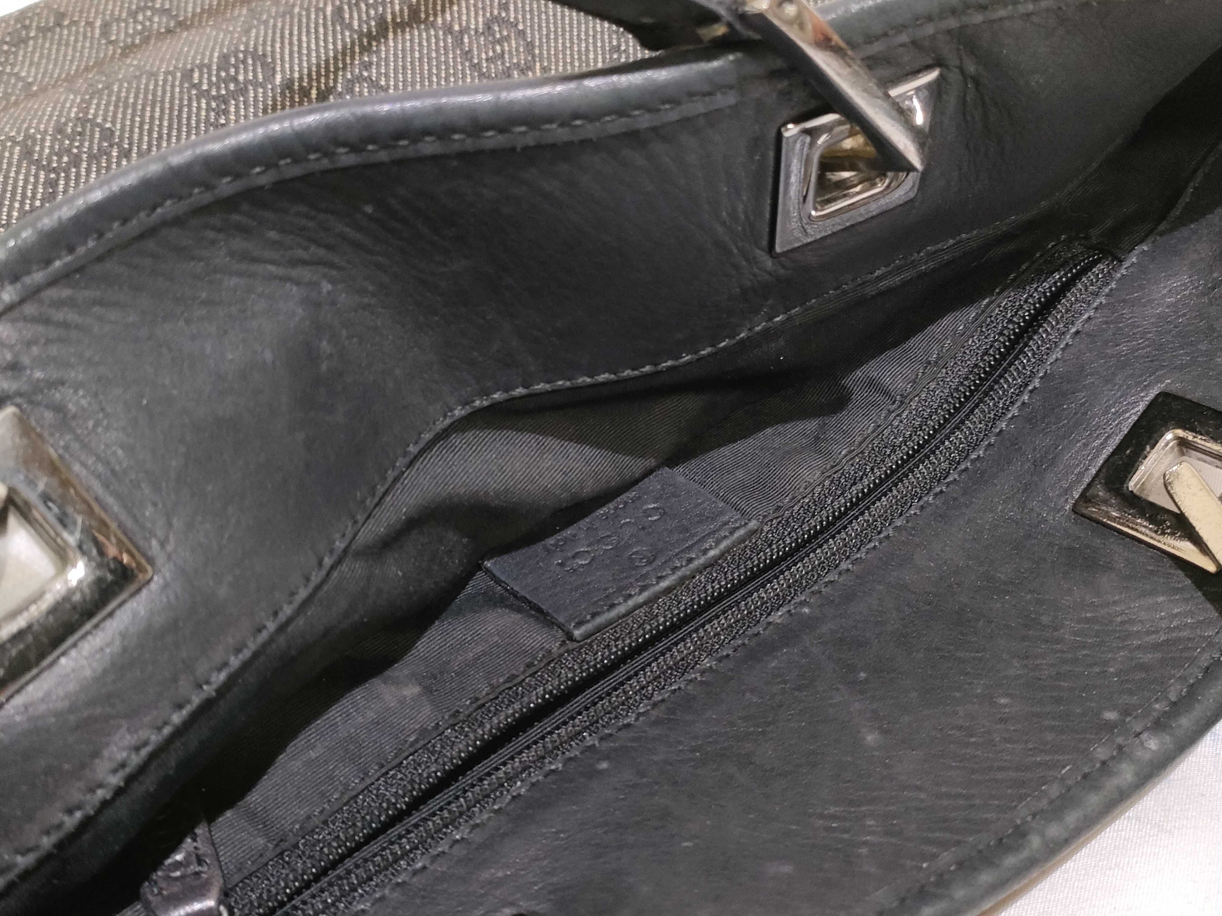 GG Canvas Gucci Bag Handbag — view 15
