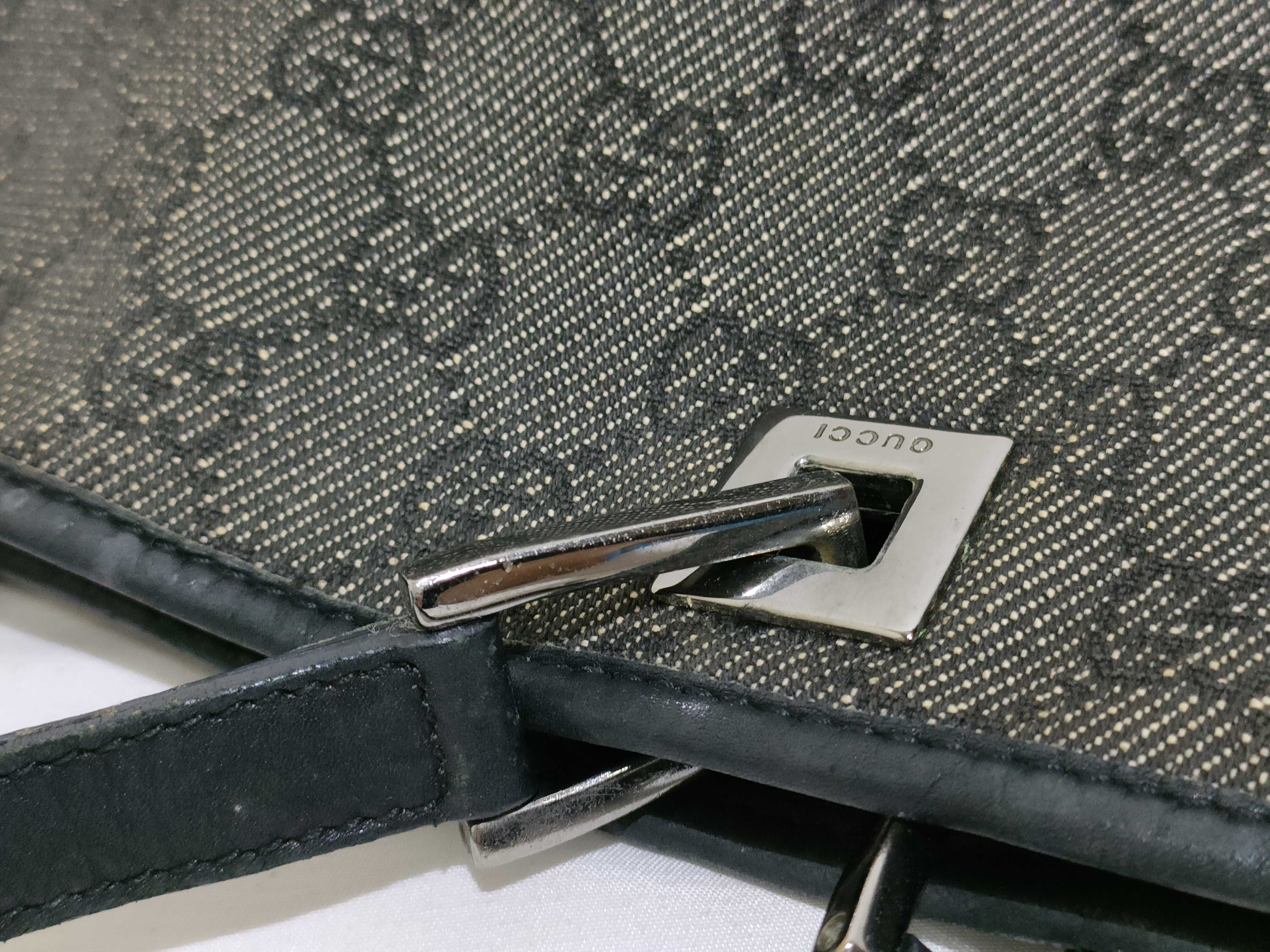 GG Canvas Gucci Bag Handbag — view 5