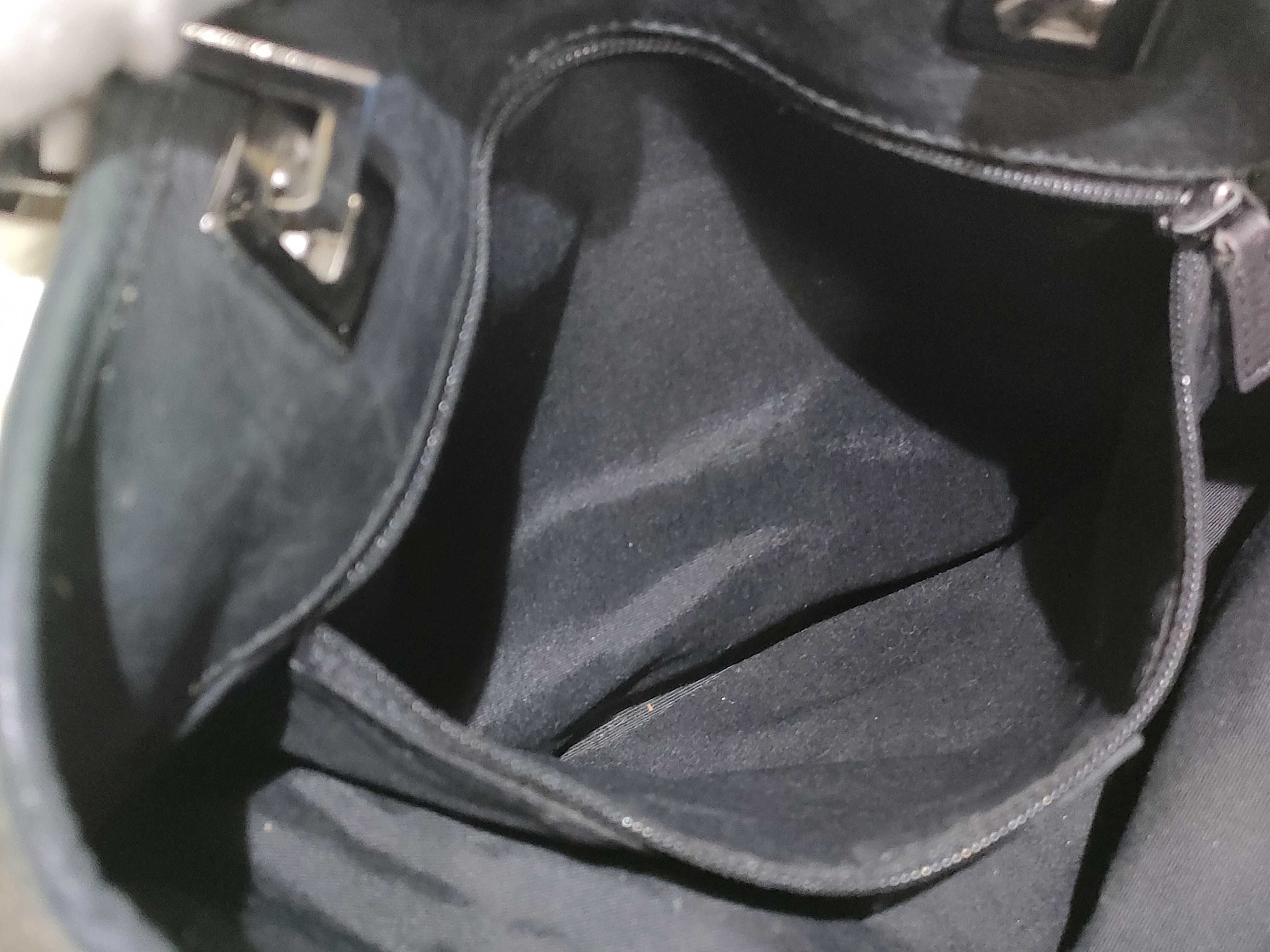 GG Canvas Gucci Bag Handbag — view 9