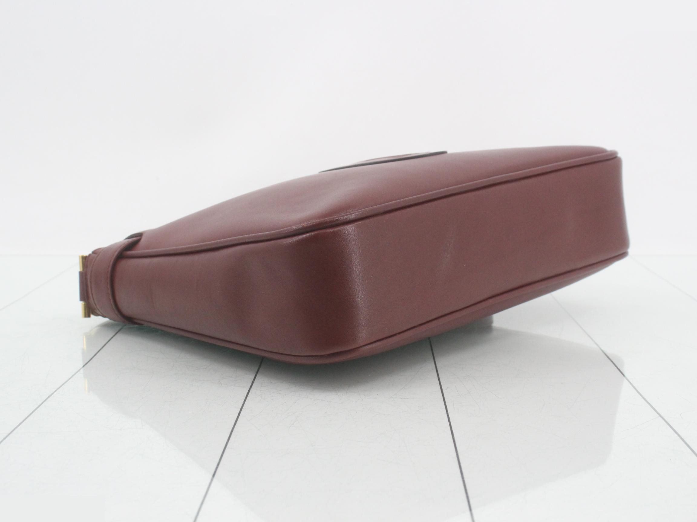 Shoulder bag, Must Line, leather — view 5