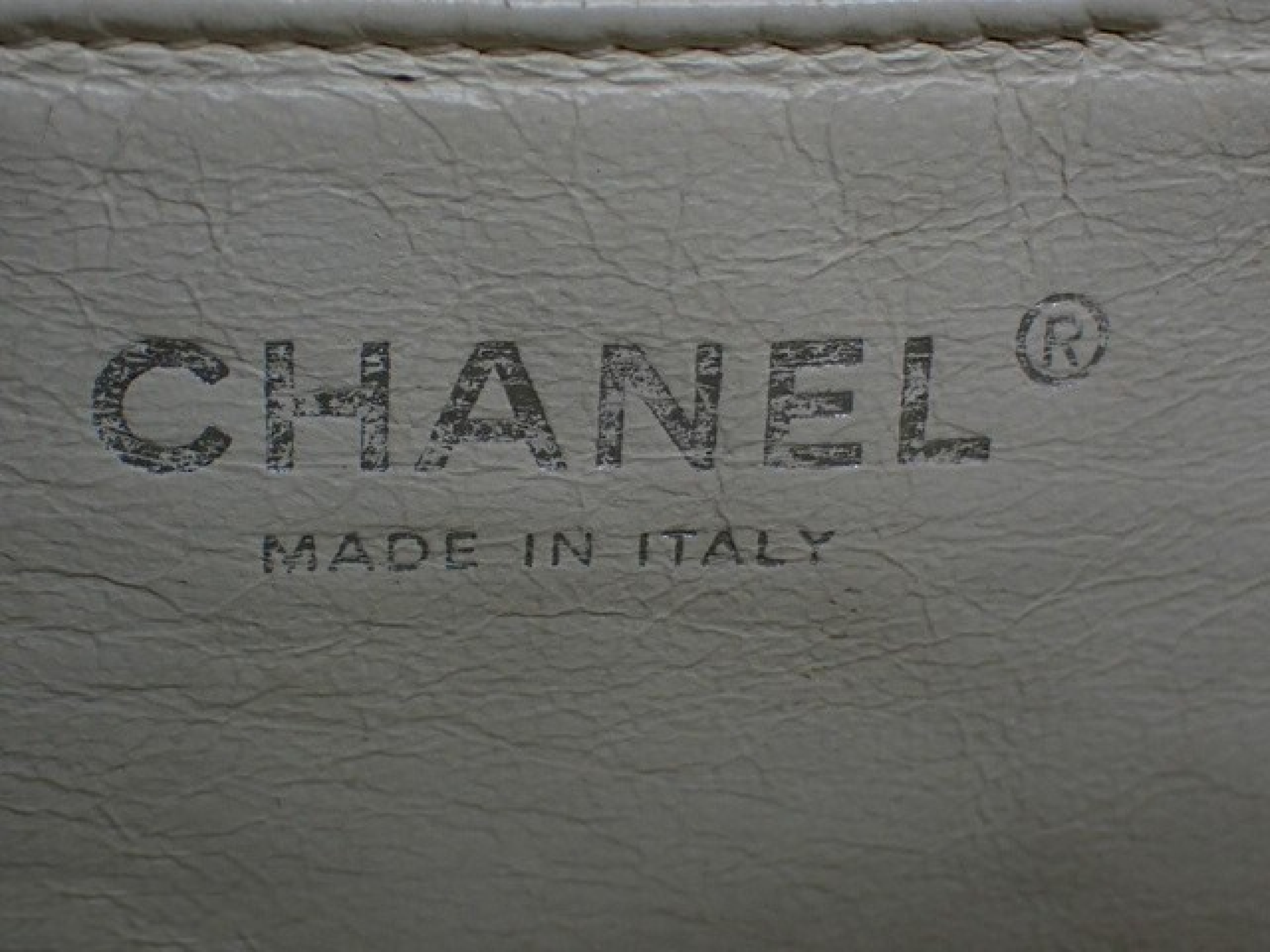 Caviar Skin Shoulder Bag (Serial Number 11) - Card and Seal Included — view 10