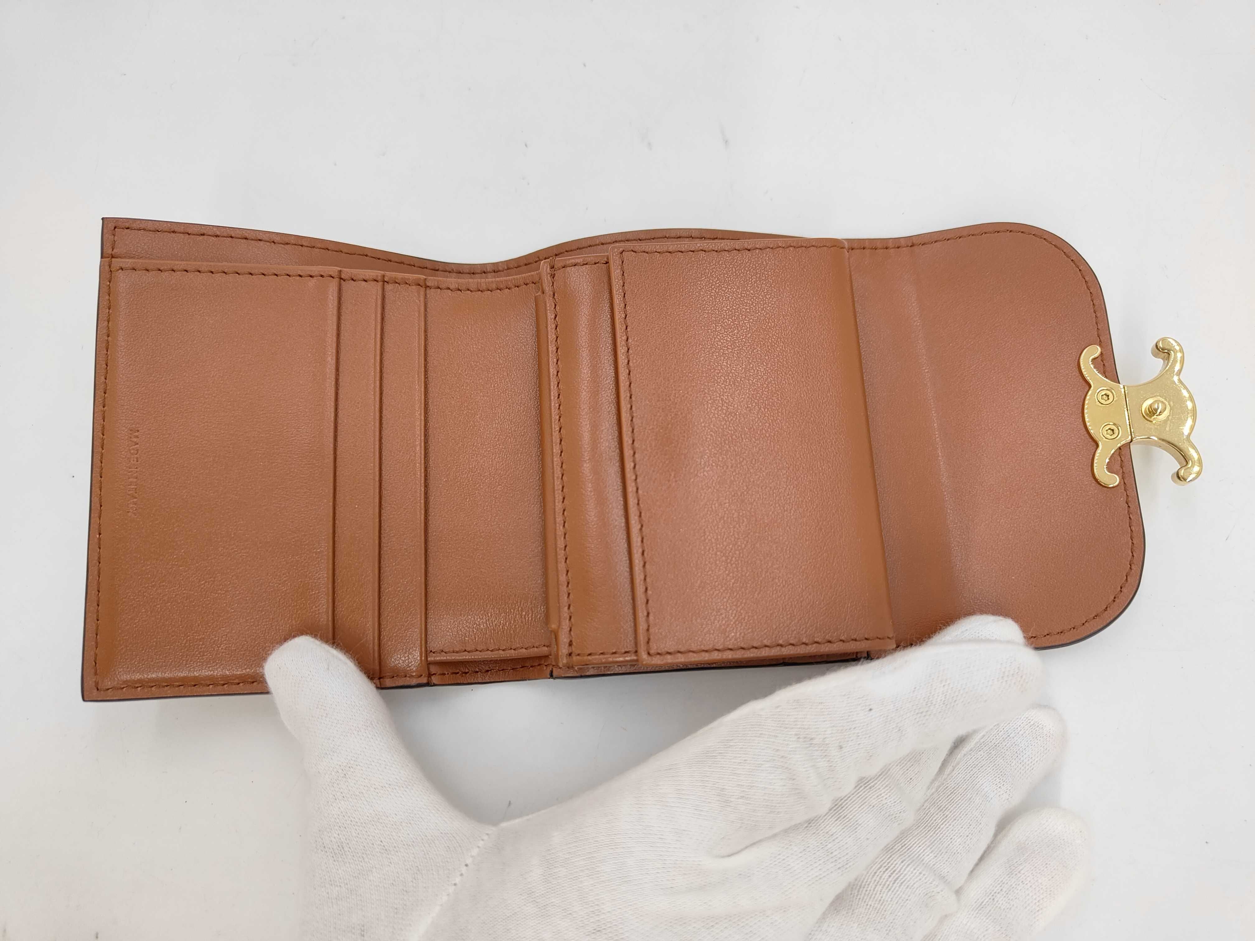 Wallet Triomphe Leather Brown Wallet — view 4