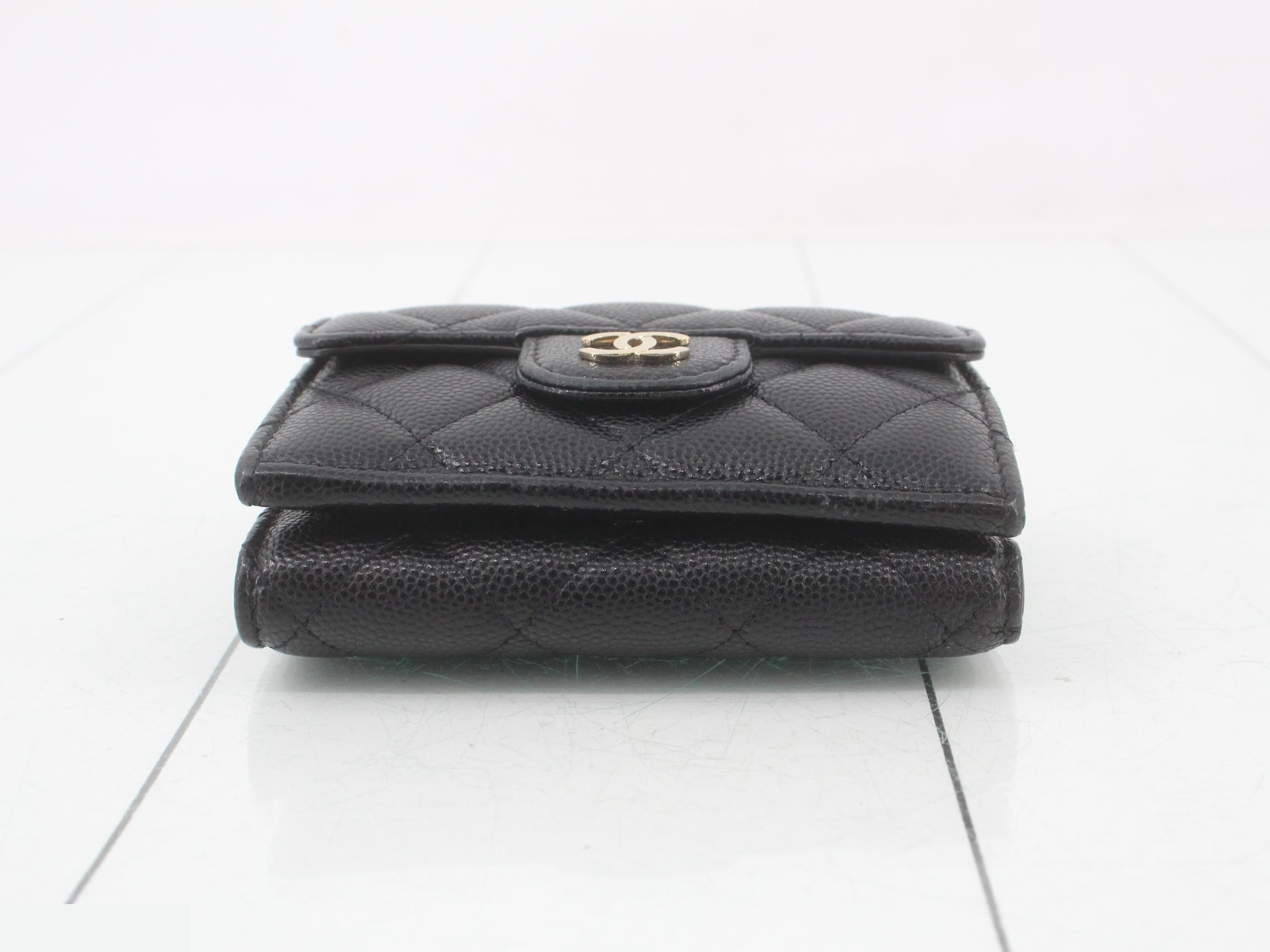 Caviar Skin Timeless Classic Tri-fold Wallet, Black, Series 30 — view 3
