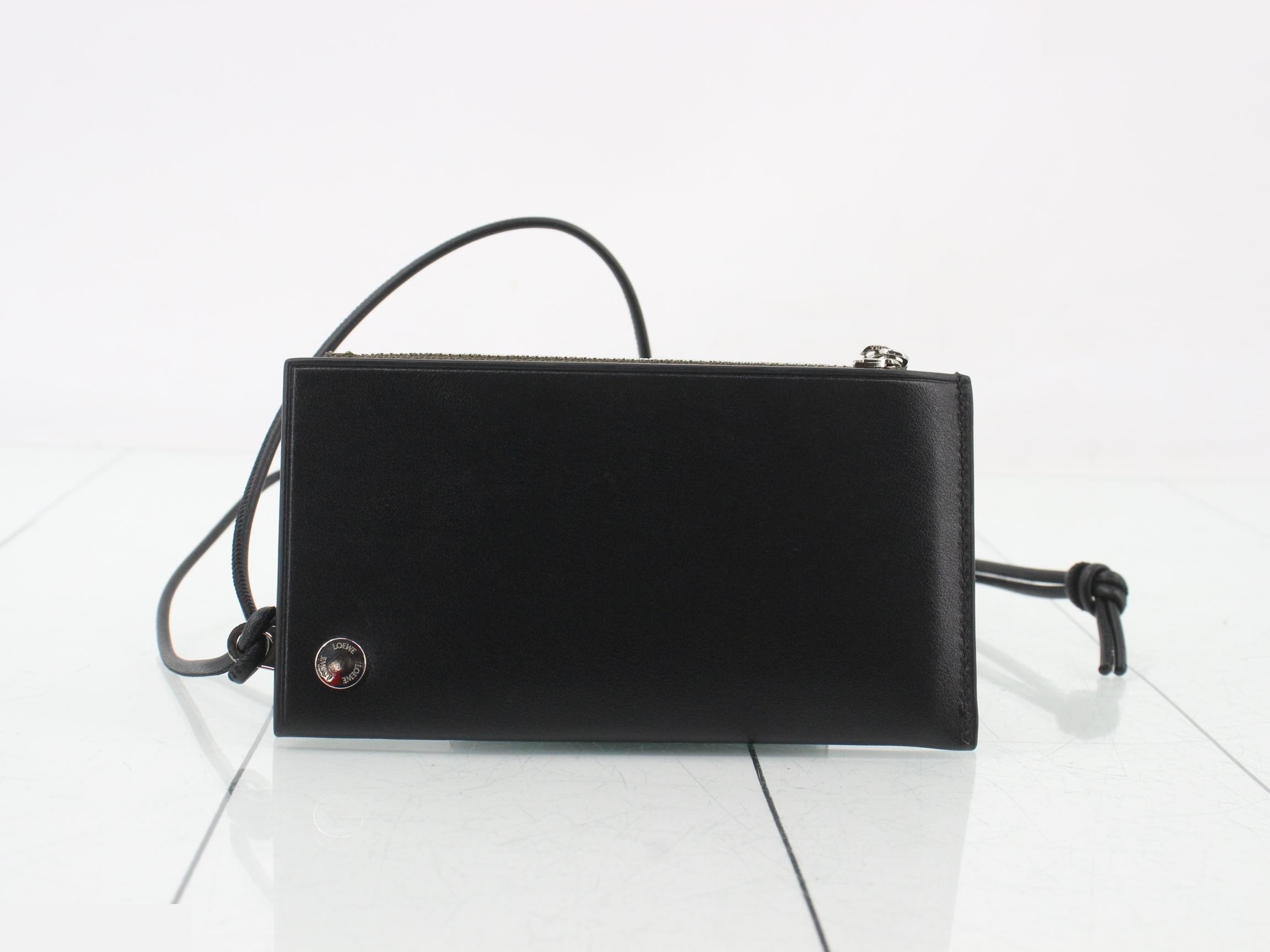 Pebble Slider Coin Card Holder, Black — view 2