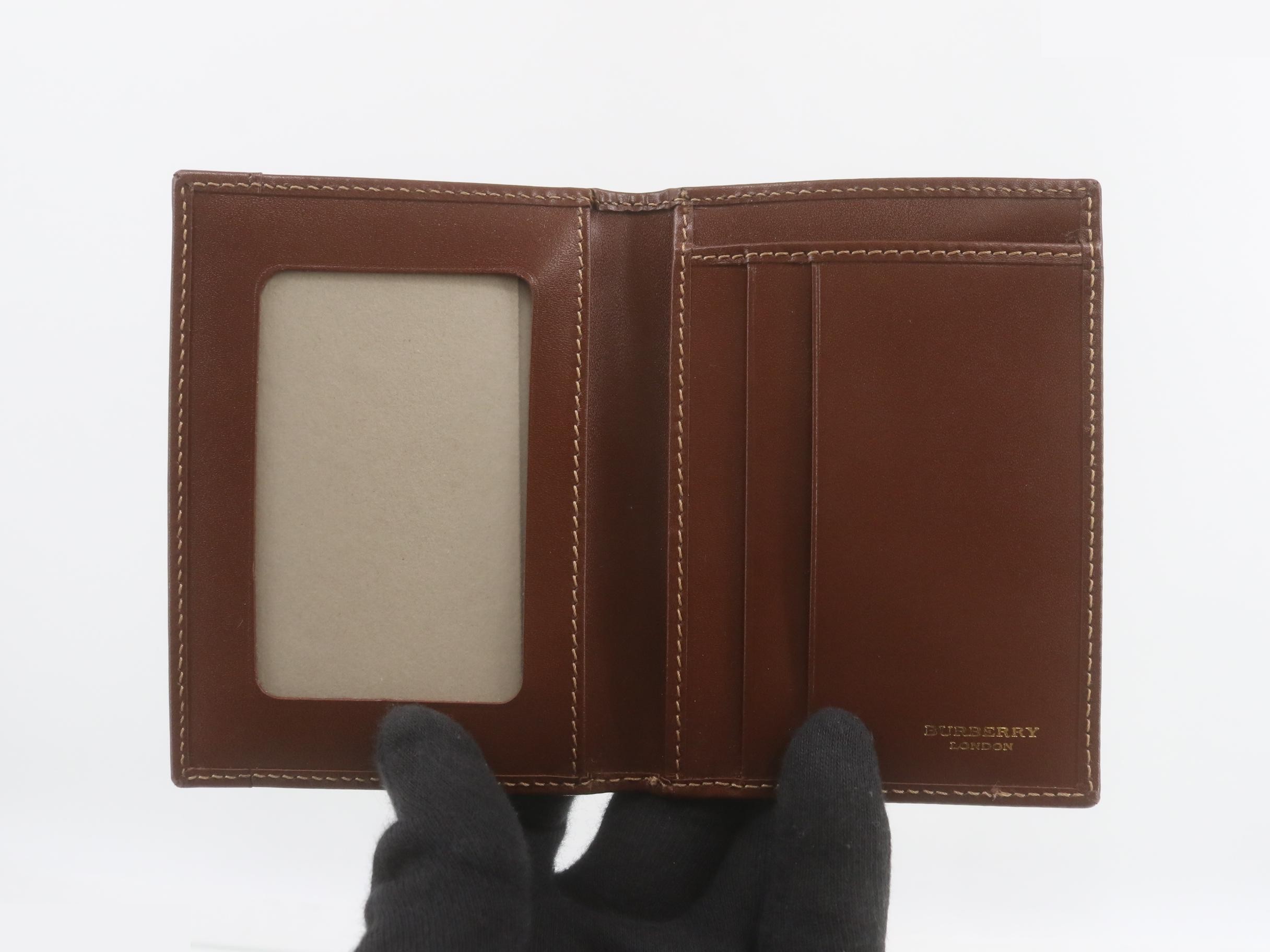 Other items: Bags, notebook covers, card cases, etc. — view 4