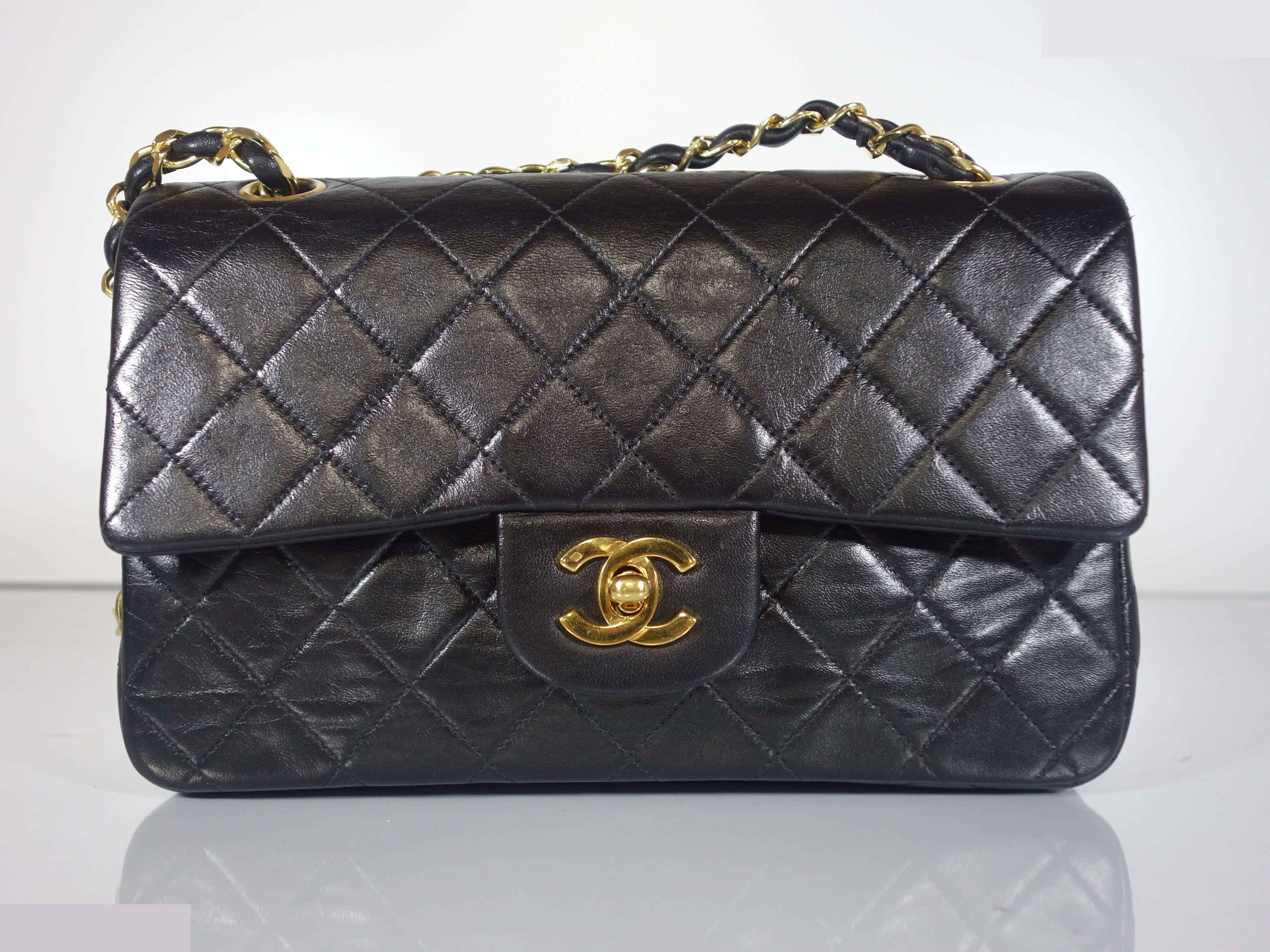 Matelassé (bag) - Shoulder bag — view 2