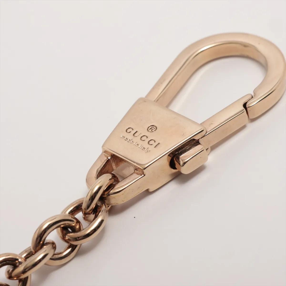 Interlocking G Charm GP Gold — view 3