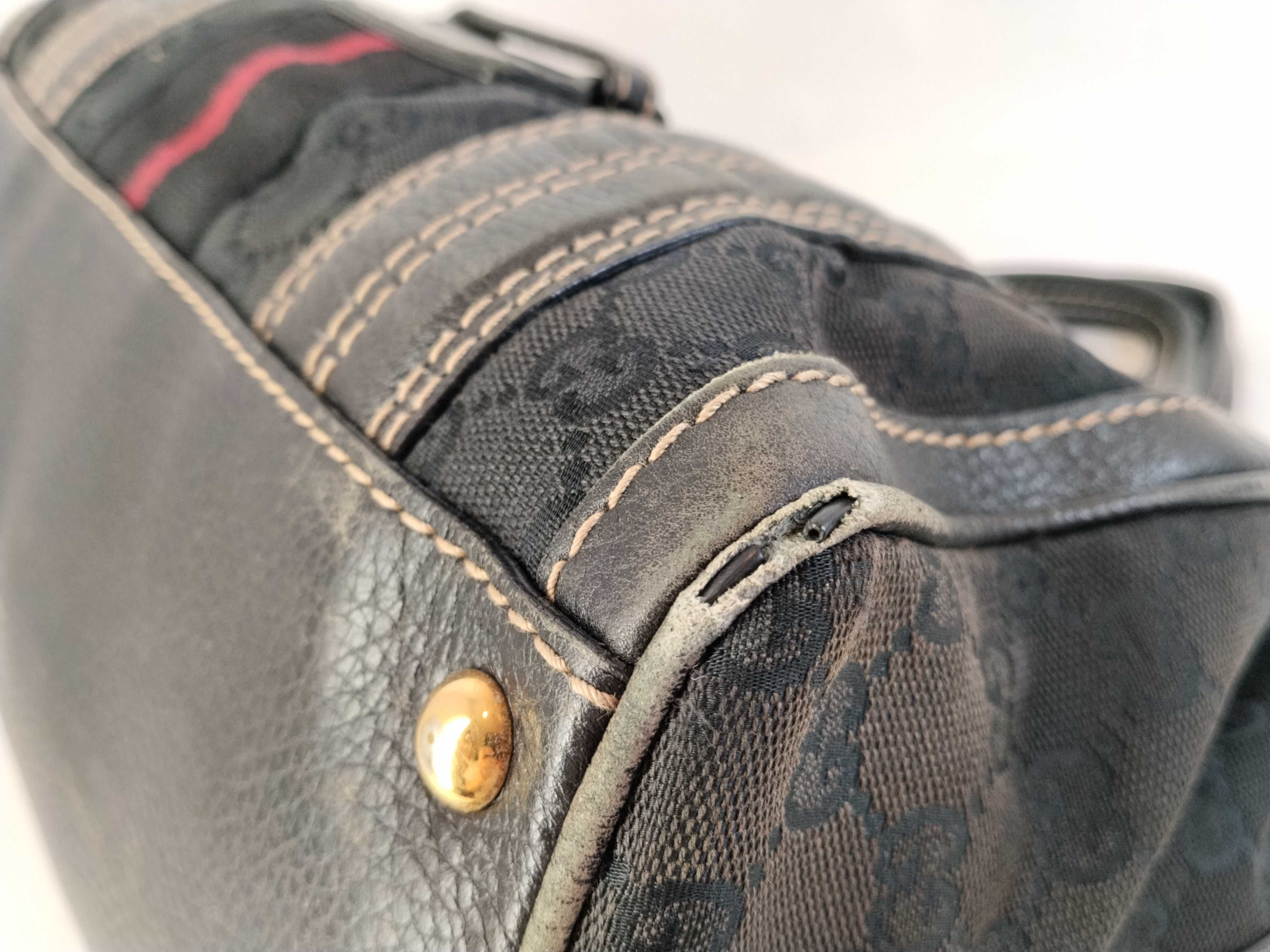 GG Canvas Gucci Crest Sherry Line GG Canvas Handbag — view 7