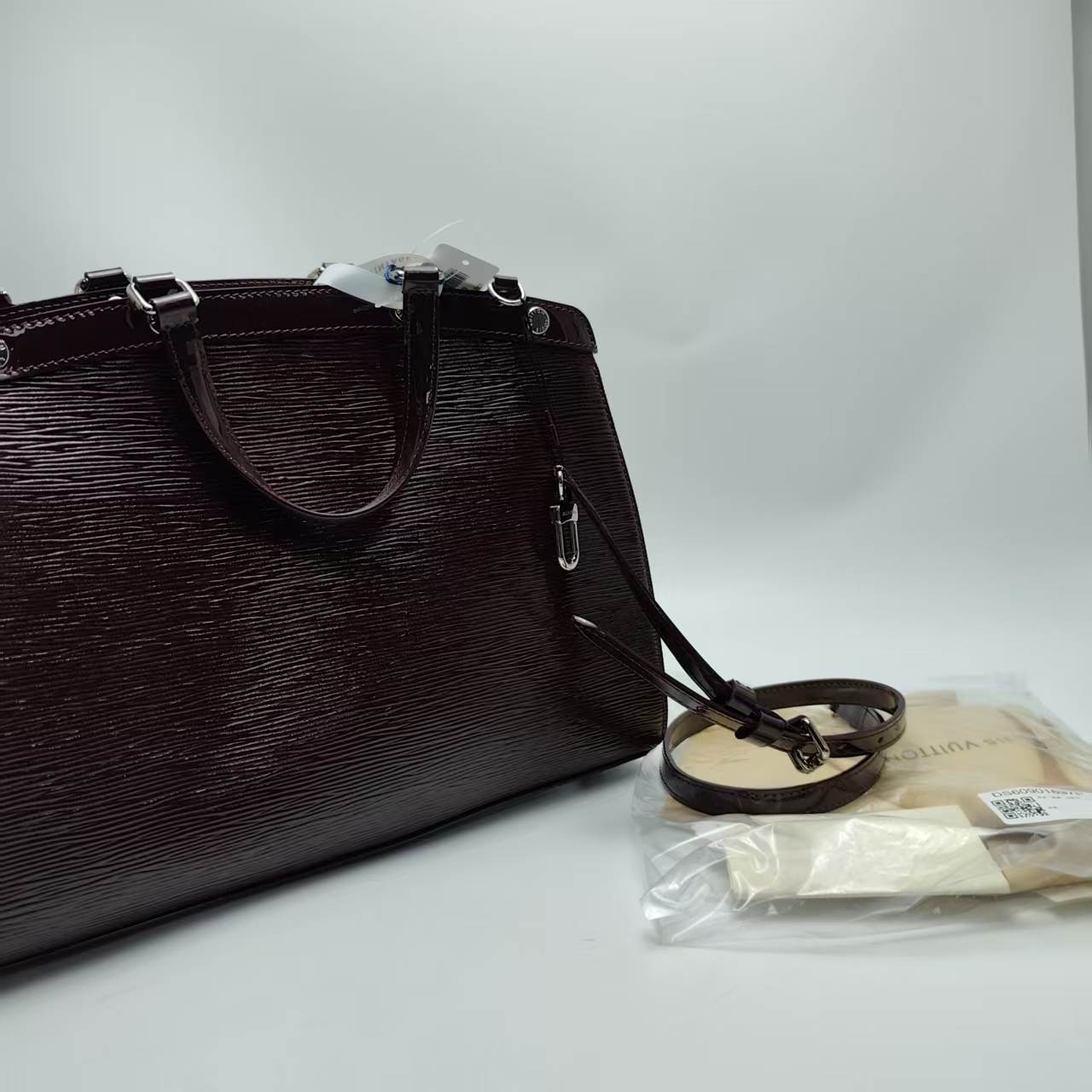 【*Shipped from: China*】LOUIS VUITTON Leather Shoulder Bag — view 2