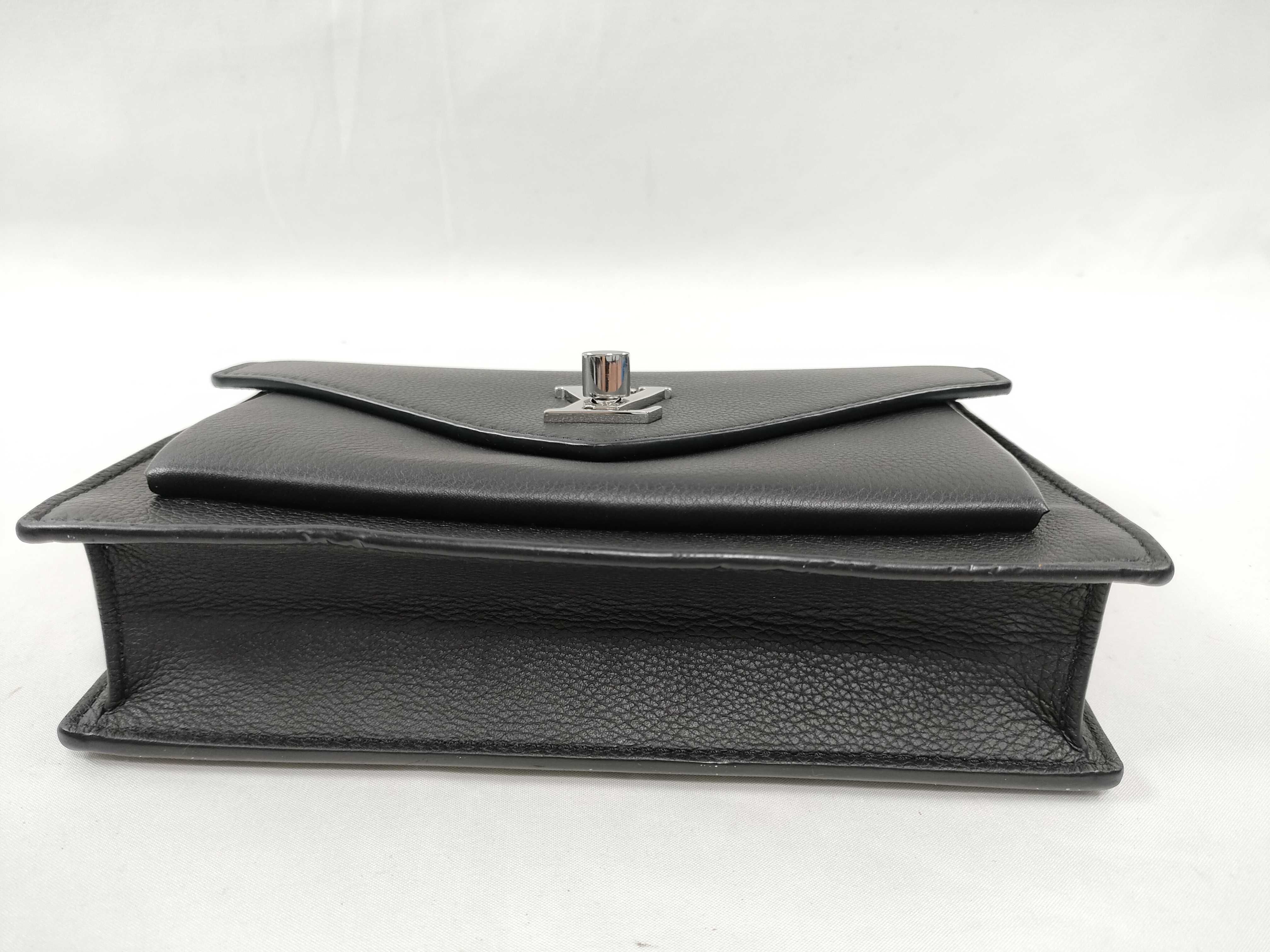 LV Logo Pochette Lockme Chain M63471 UB3150 ST Black Shoulder Bag — view 3