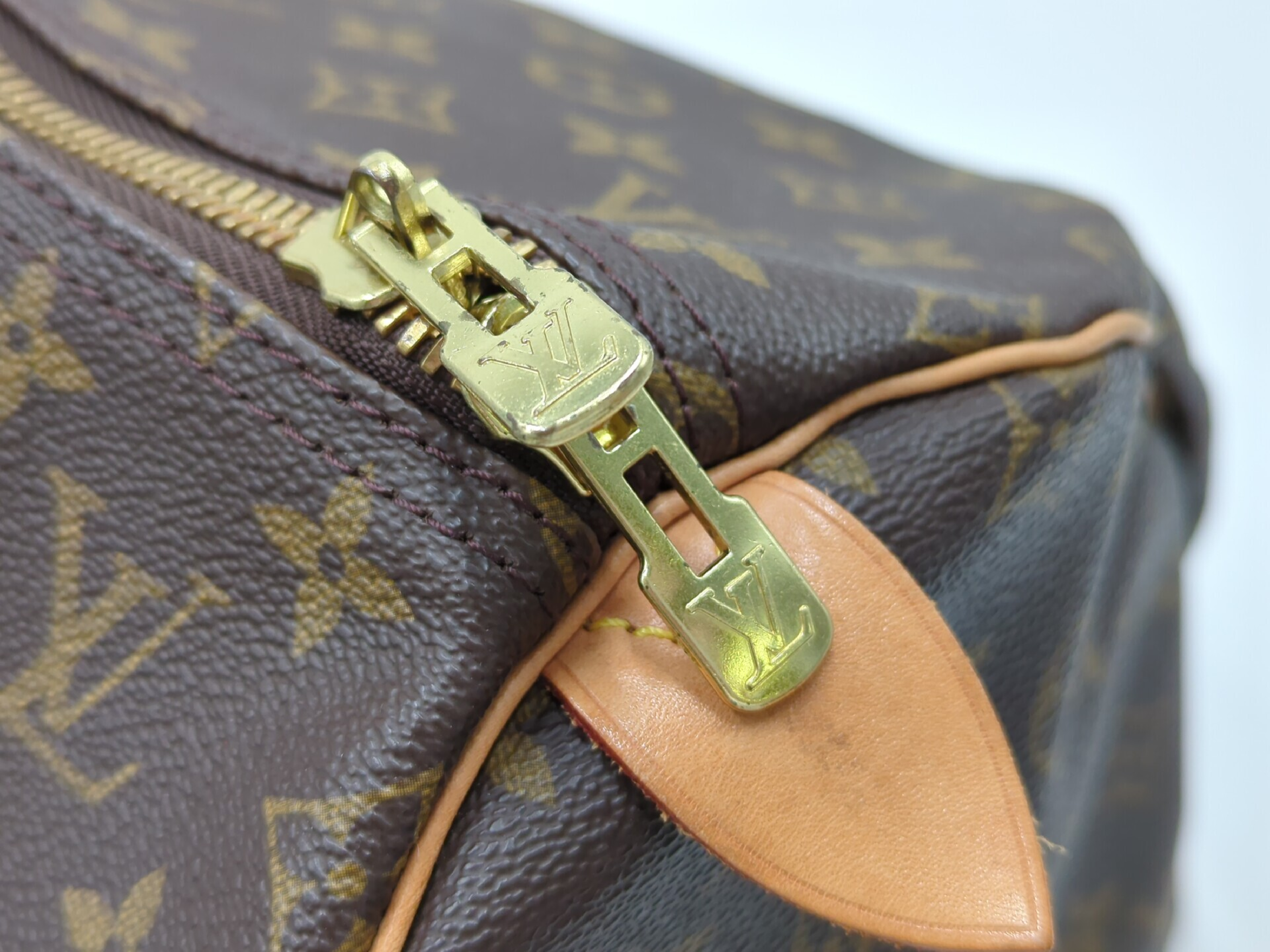 M41424 Monogram Keepall 55 Boston Bag — view 9