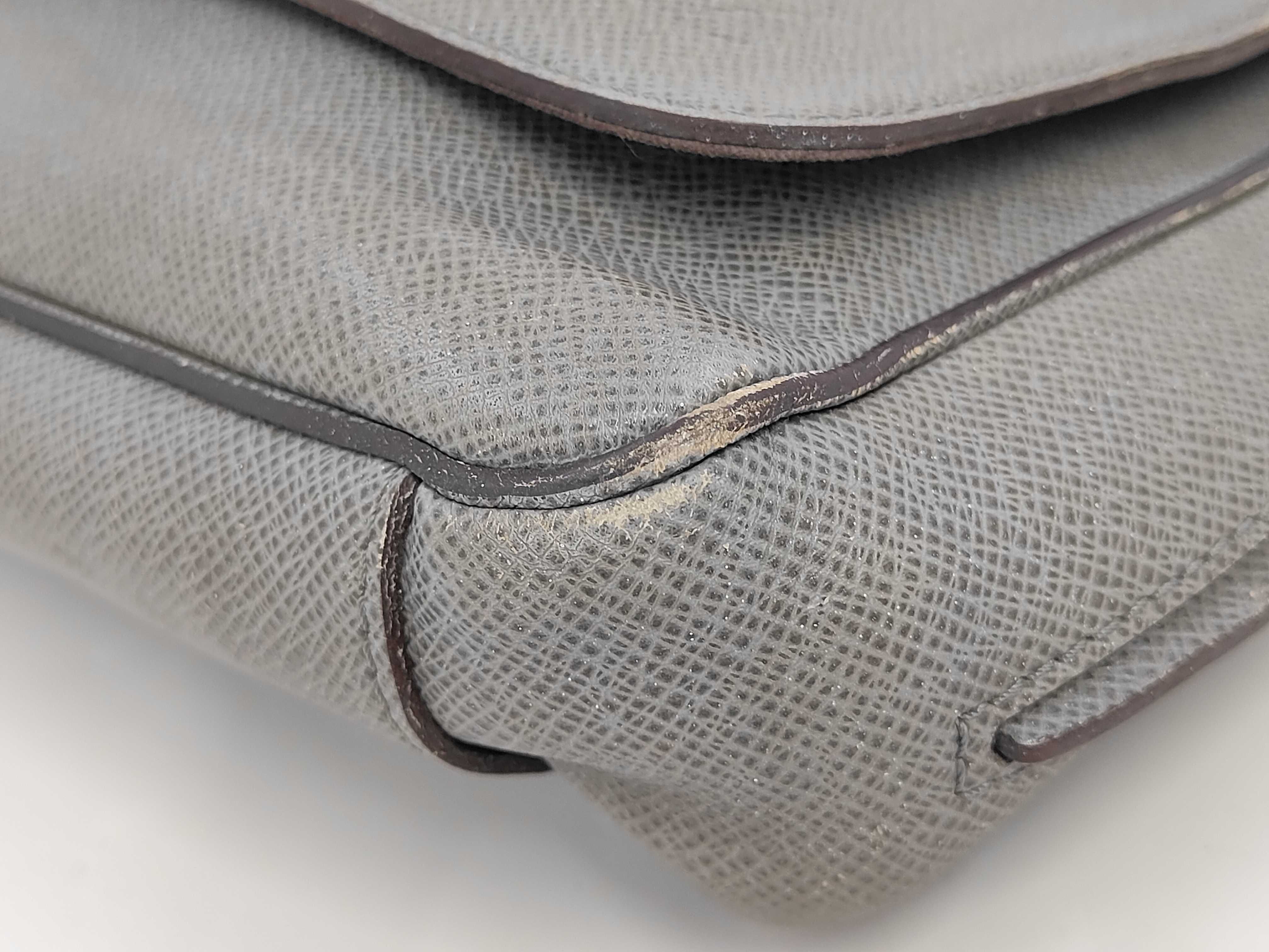Taiga Roman Grey Shoulder Bag — view 4