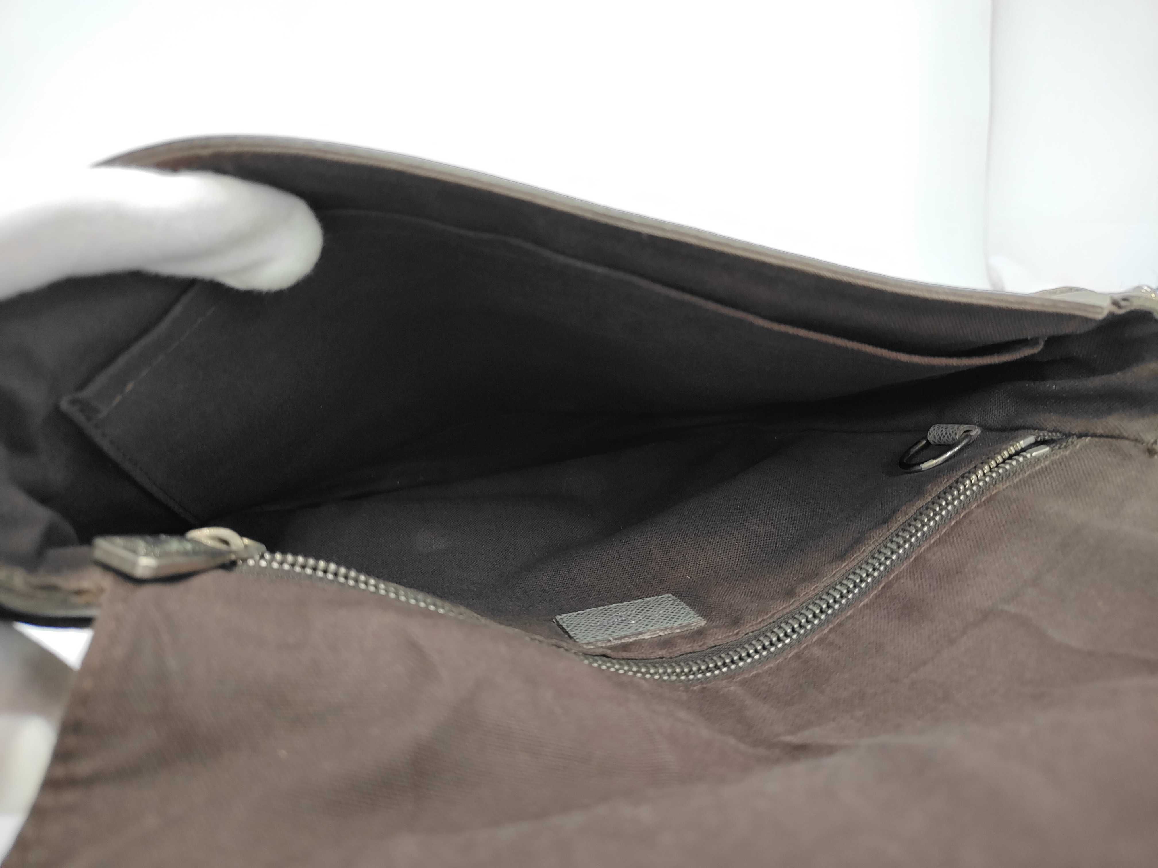 Taiga Roman Grey Shoulder Bag — view 9