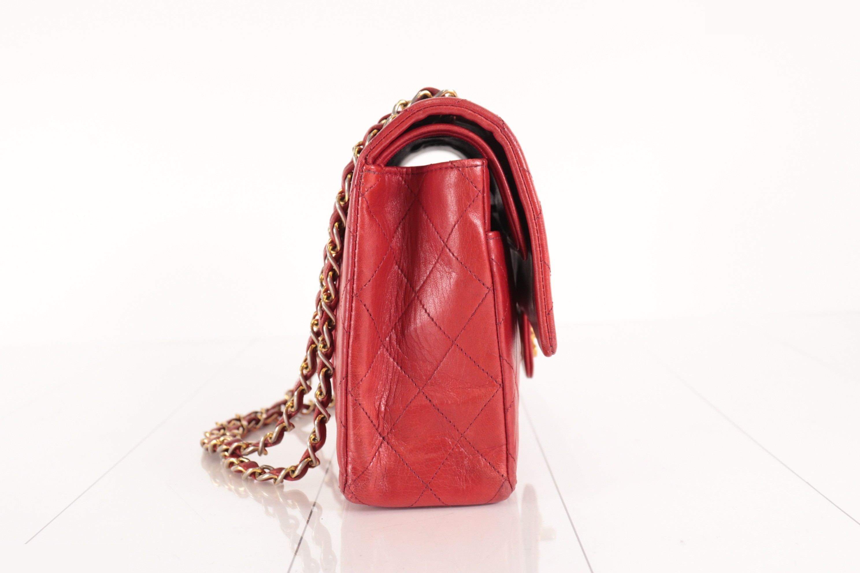 Double flap 25 lambskin chain shoulder bag, red, unit #1 — view 5