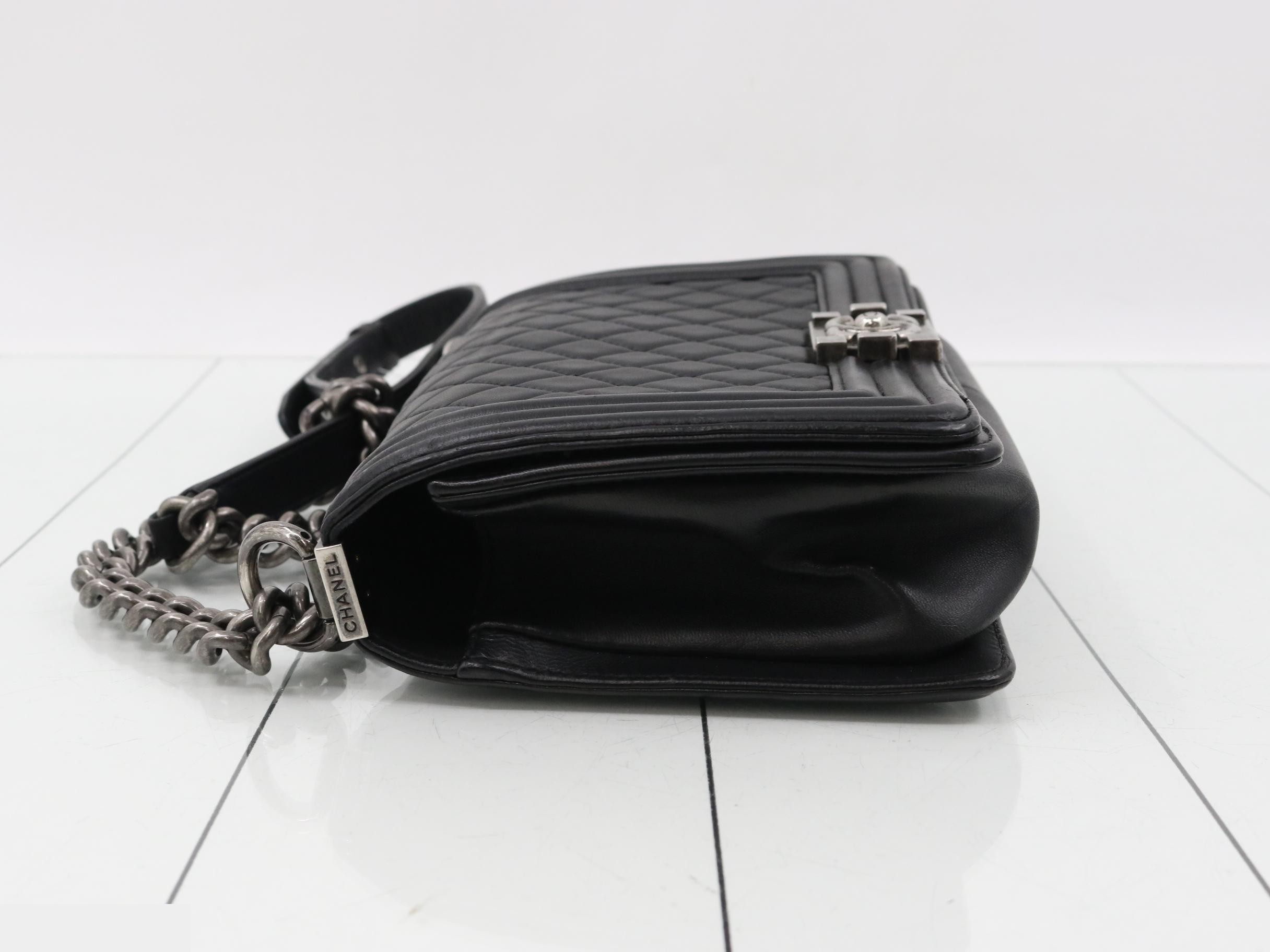 Boy Chanel Matelassé Shoulder Bag A67086 — view 4