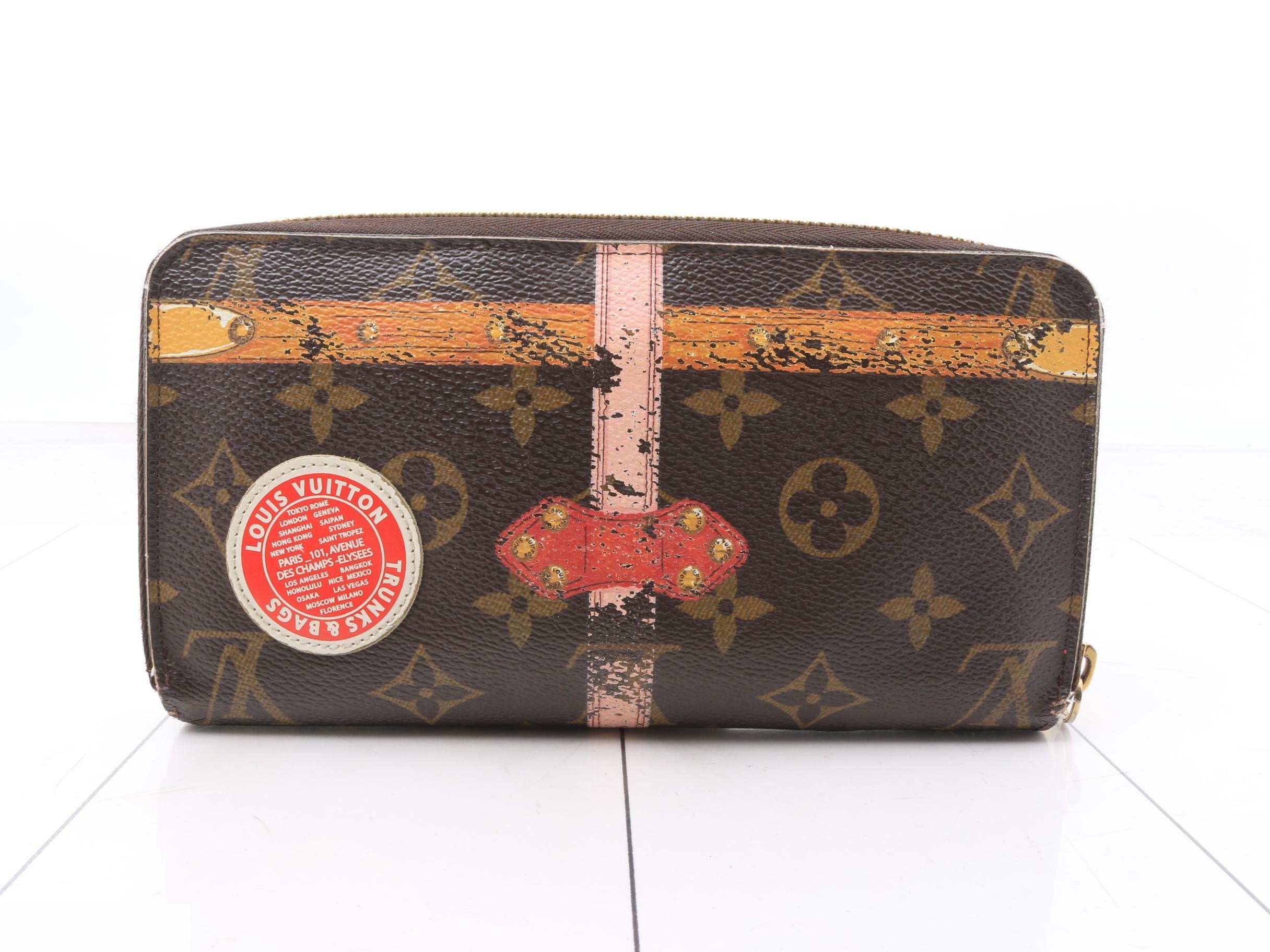 Monogram wallet — view 2