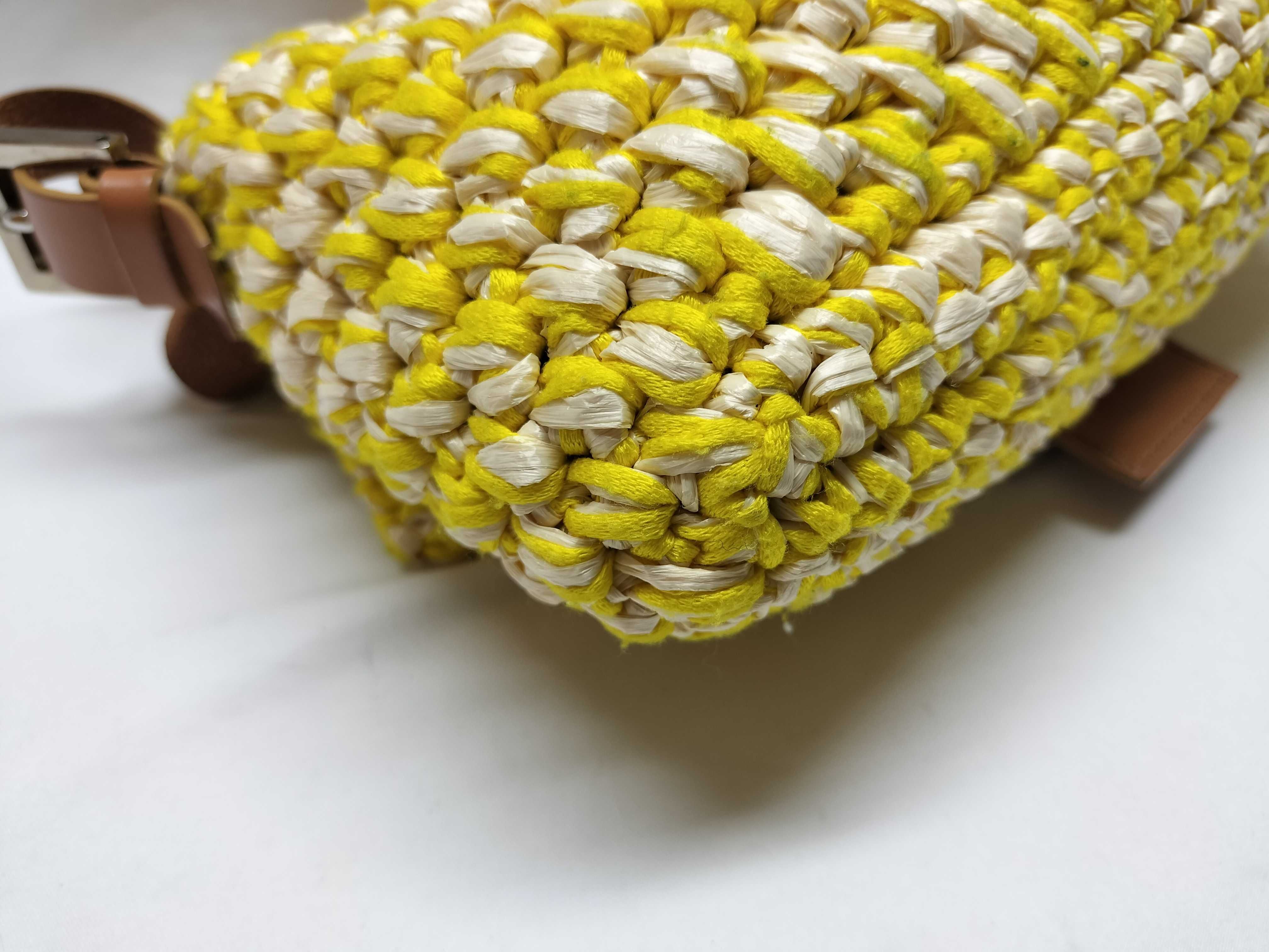 handbag — view 4