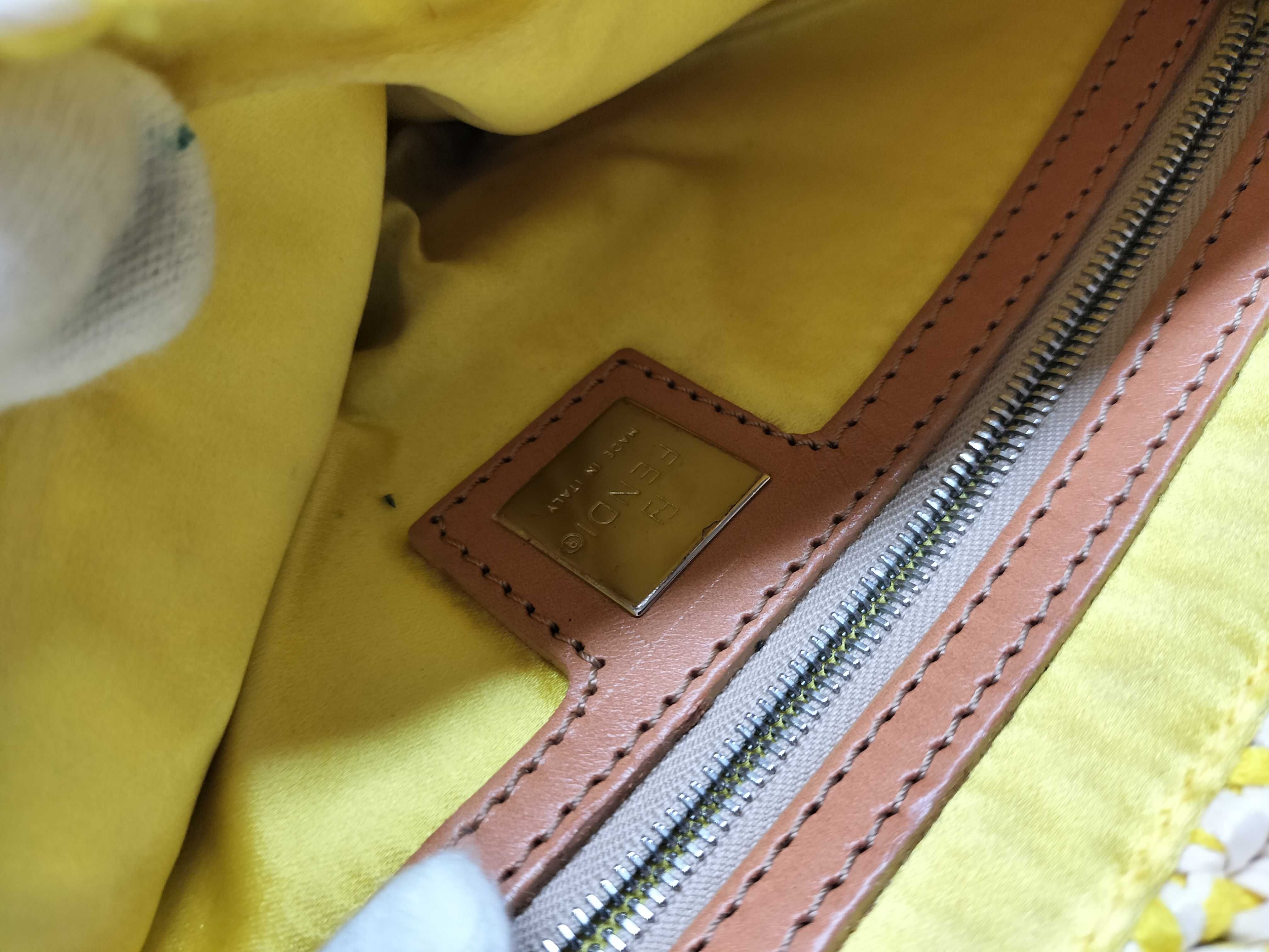handbag — view 10