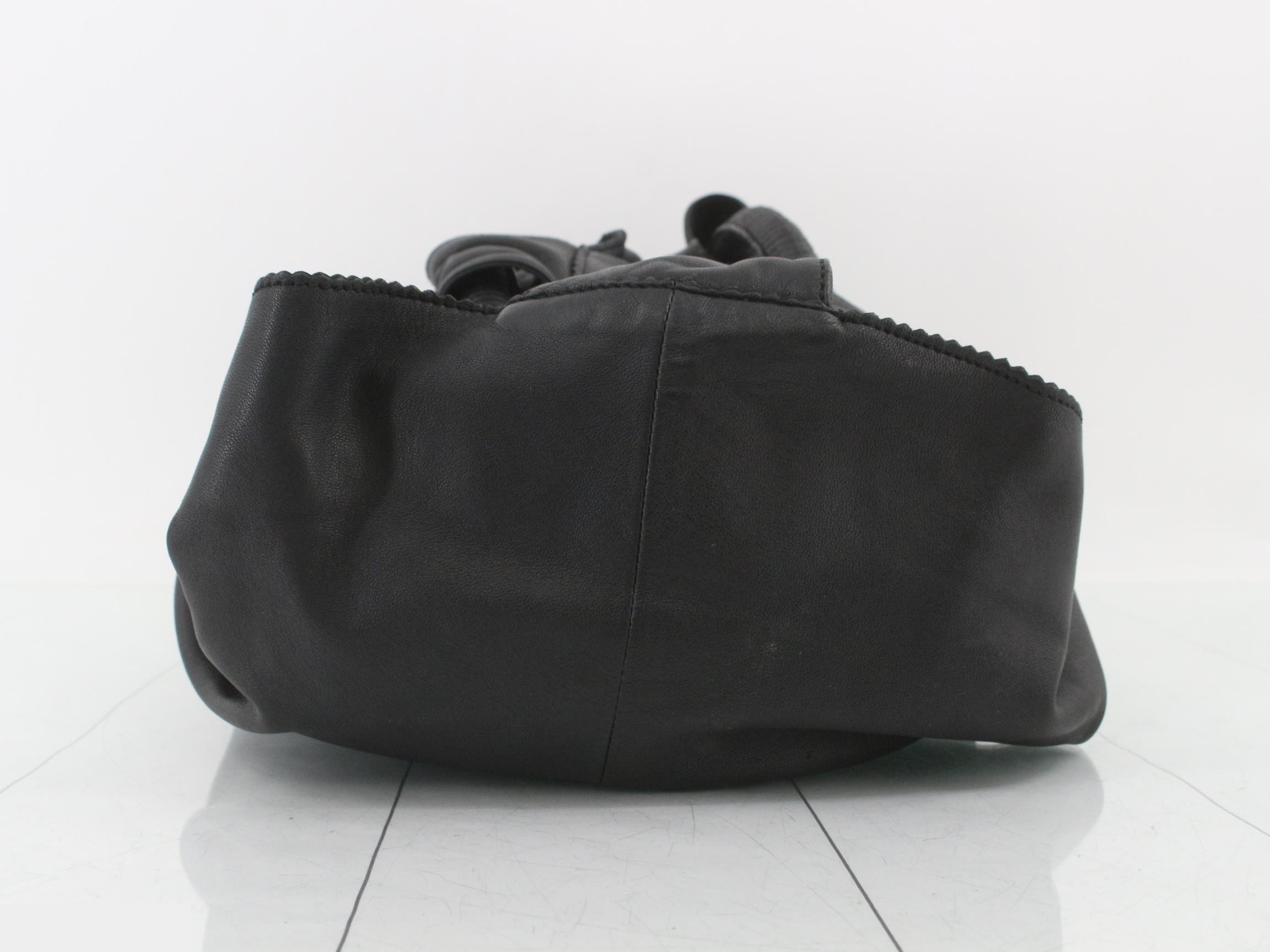 handbag — view 3