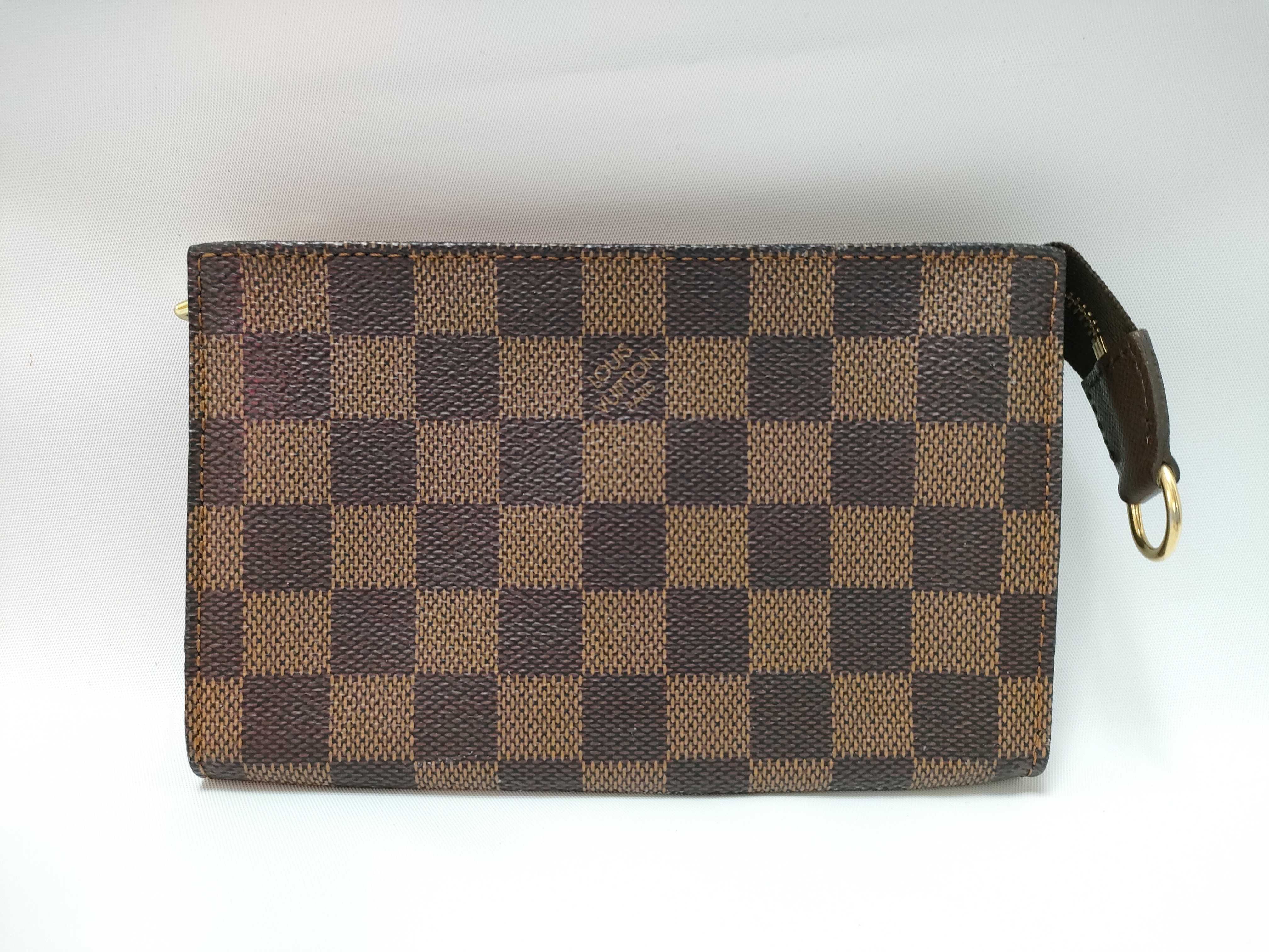 Damier Ebene Maret accessory pouch