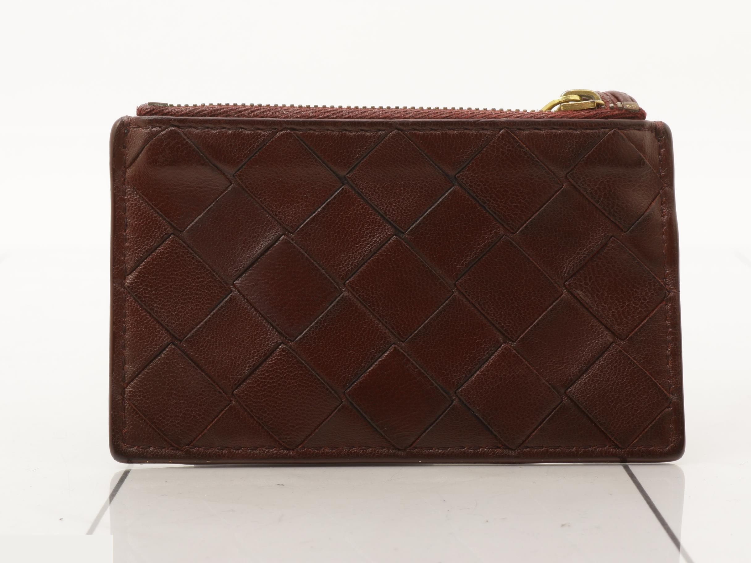 Intrecciato coin case, leather, brown — view 2