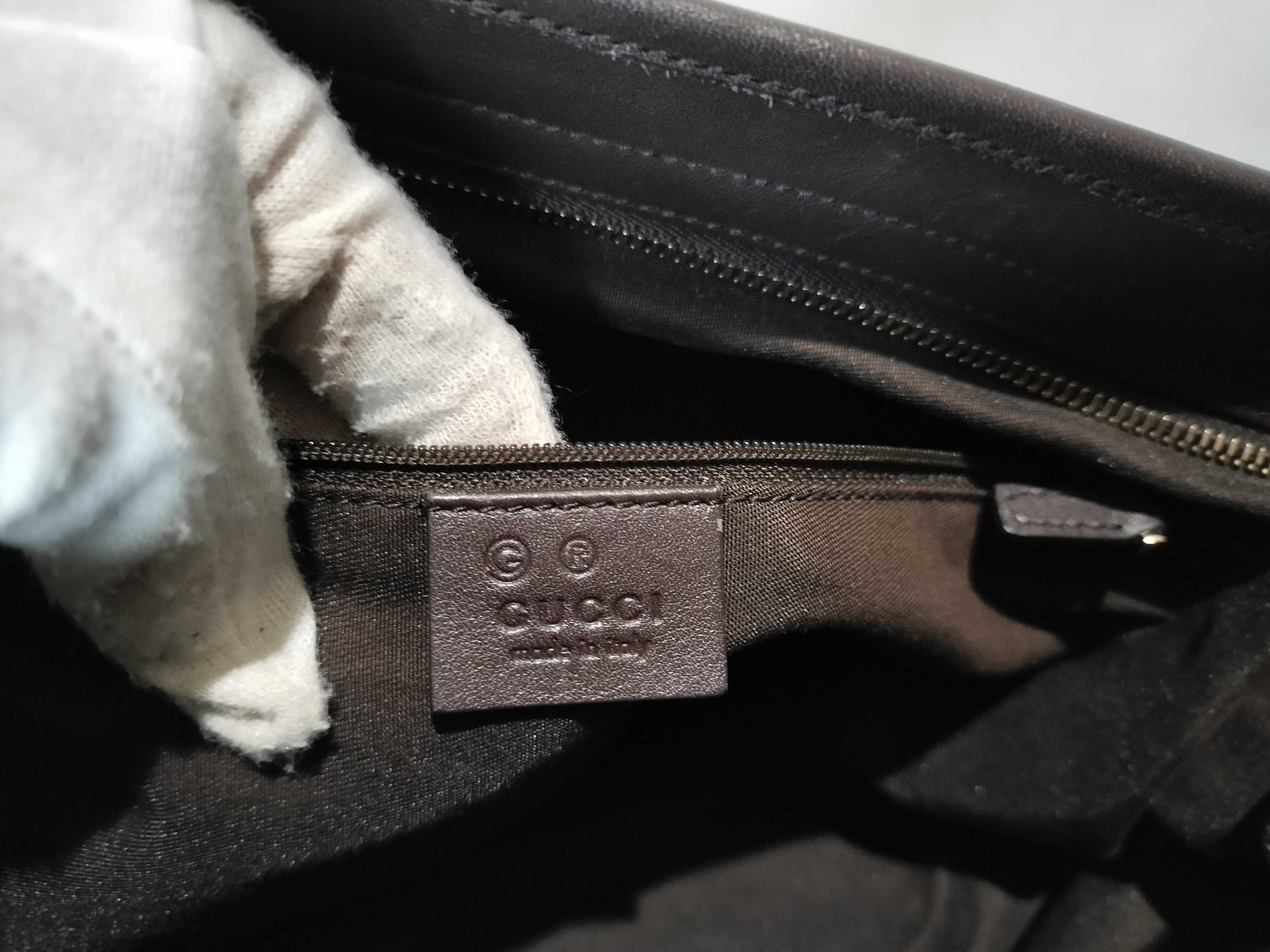 GG Canvas 388930 Shoulder Bag — view 11