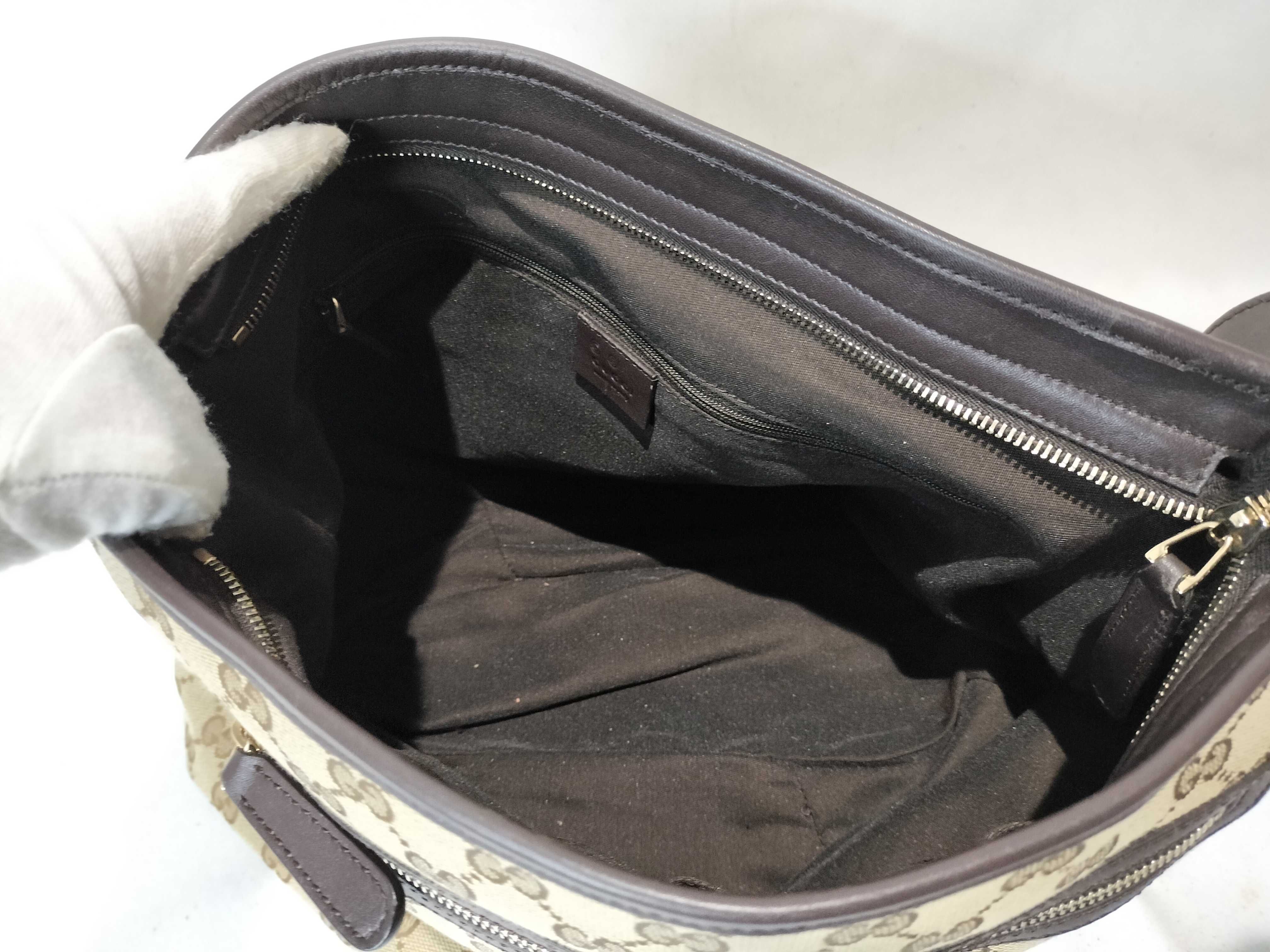GG Canvas 388930 Shoulder Bag — view 9