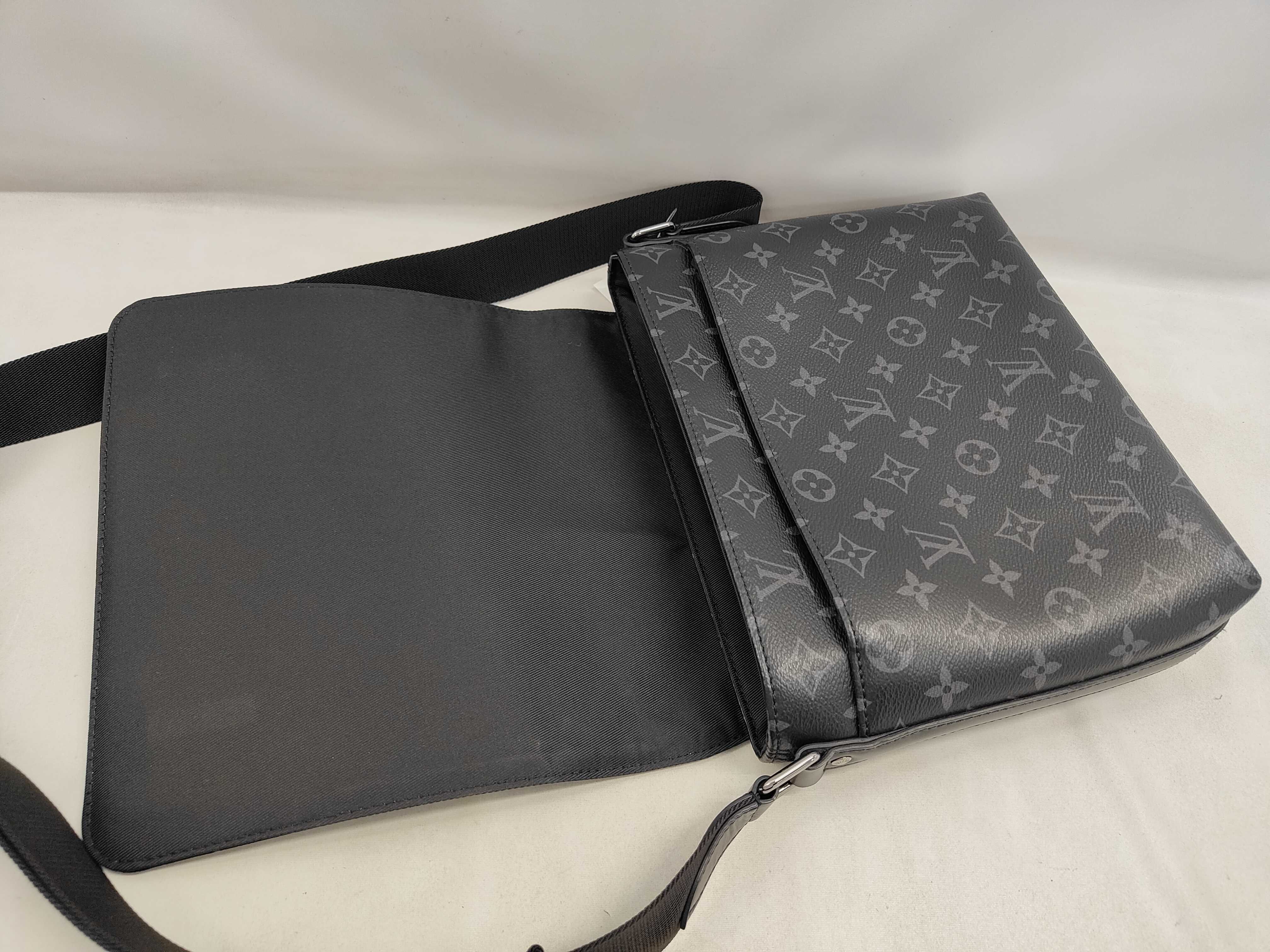 District Shoulder Bag — view 12