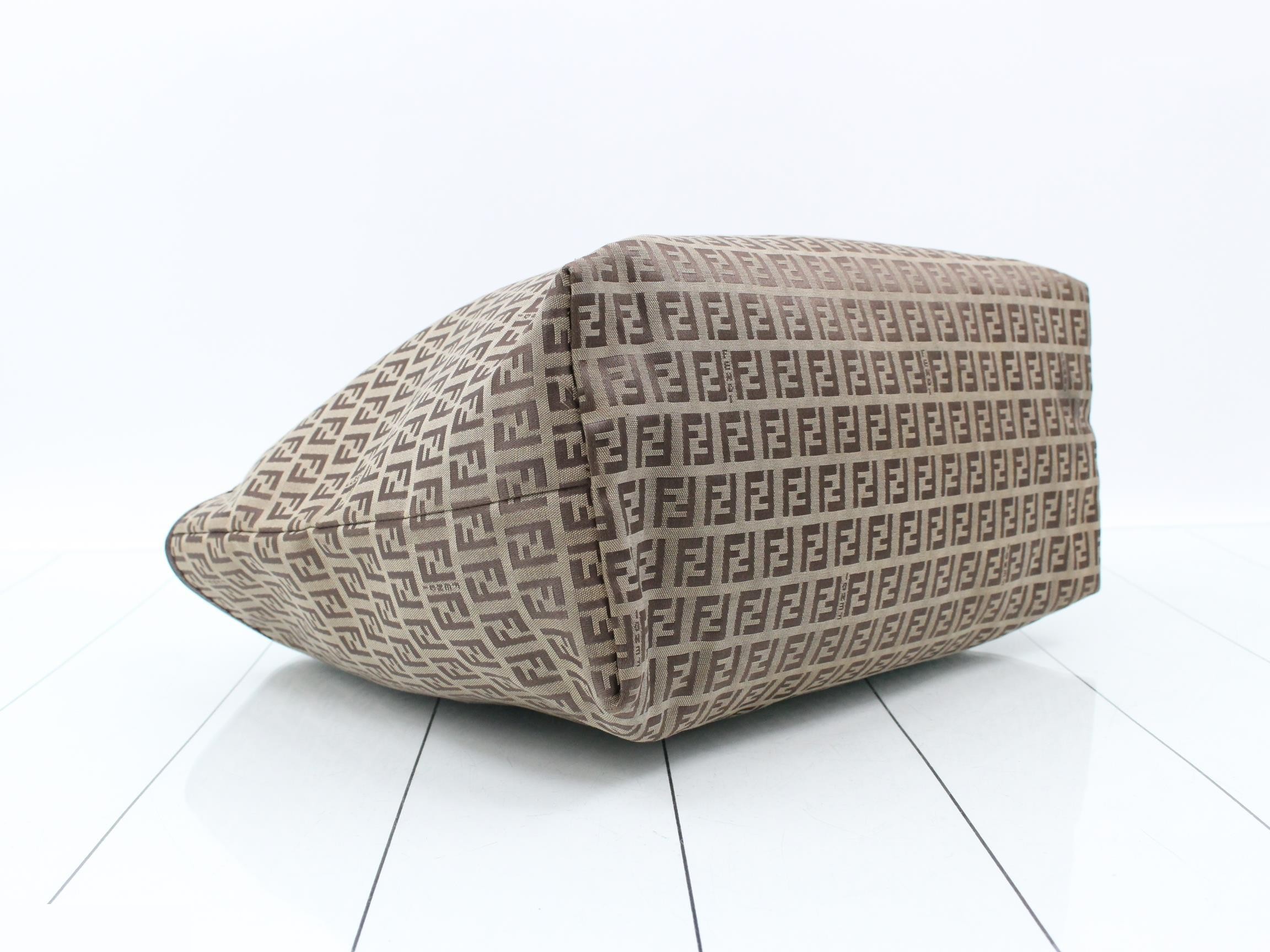 Zucchino (Bag) - Tote Bag, Monogram Canvas, Beige — view 5