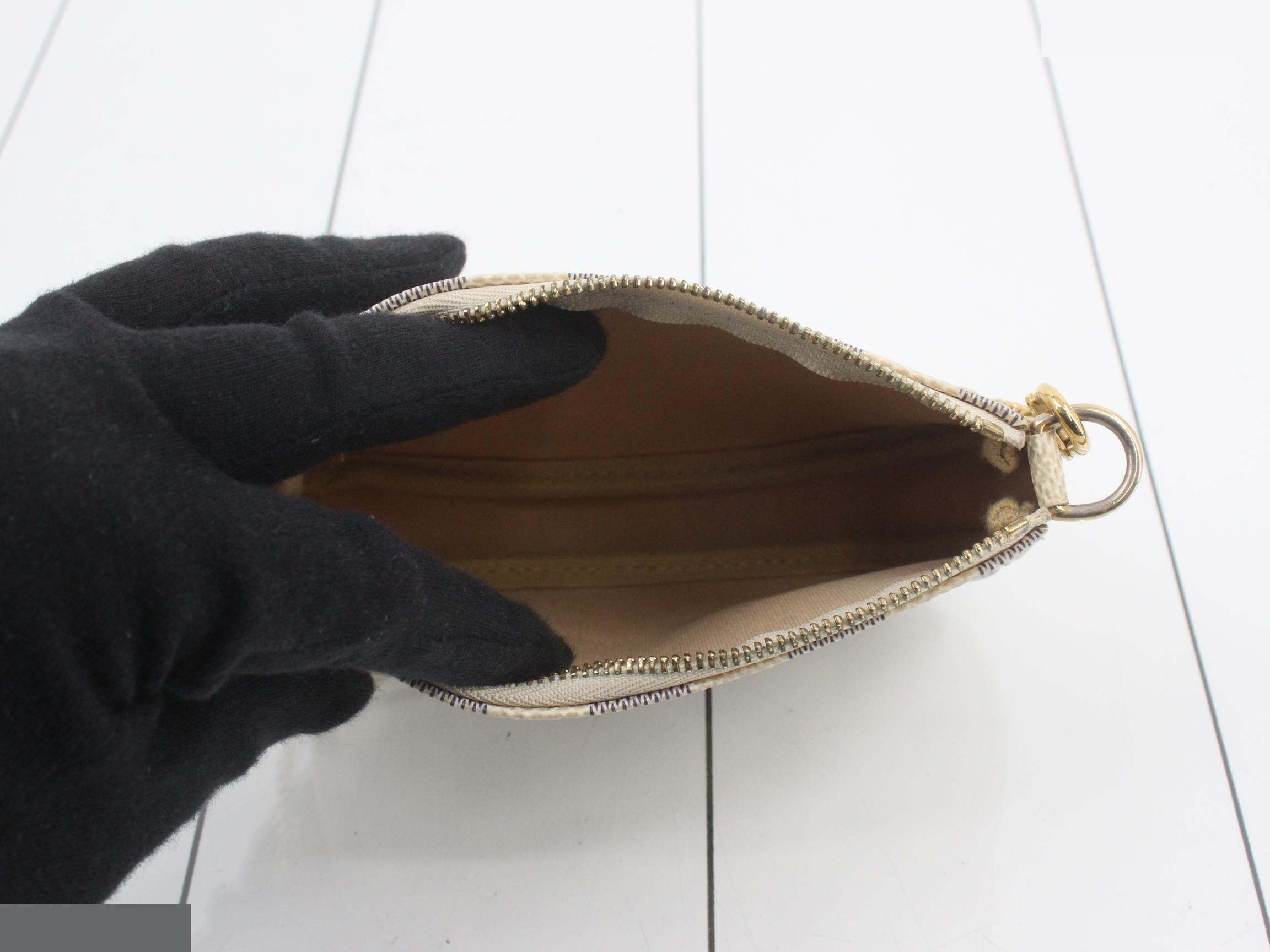 Damier Azur Pouch — view 4