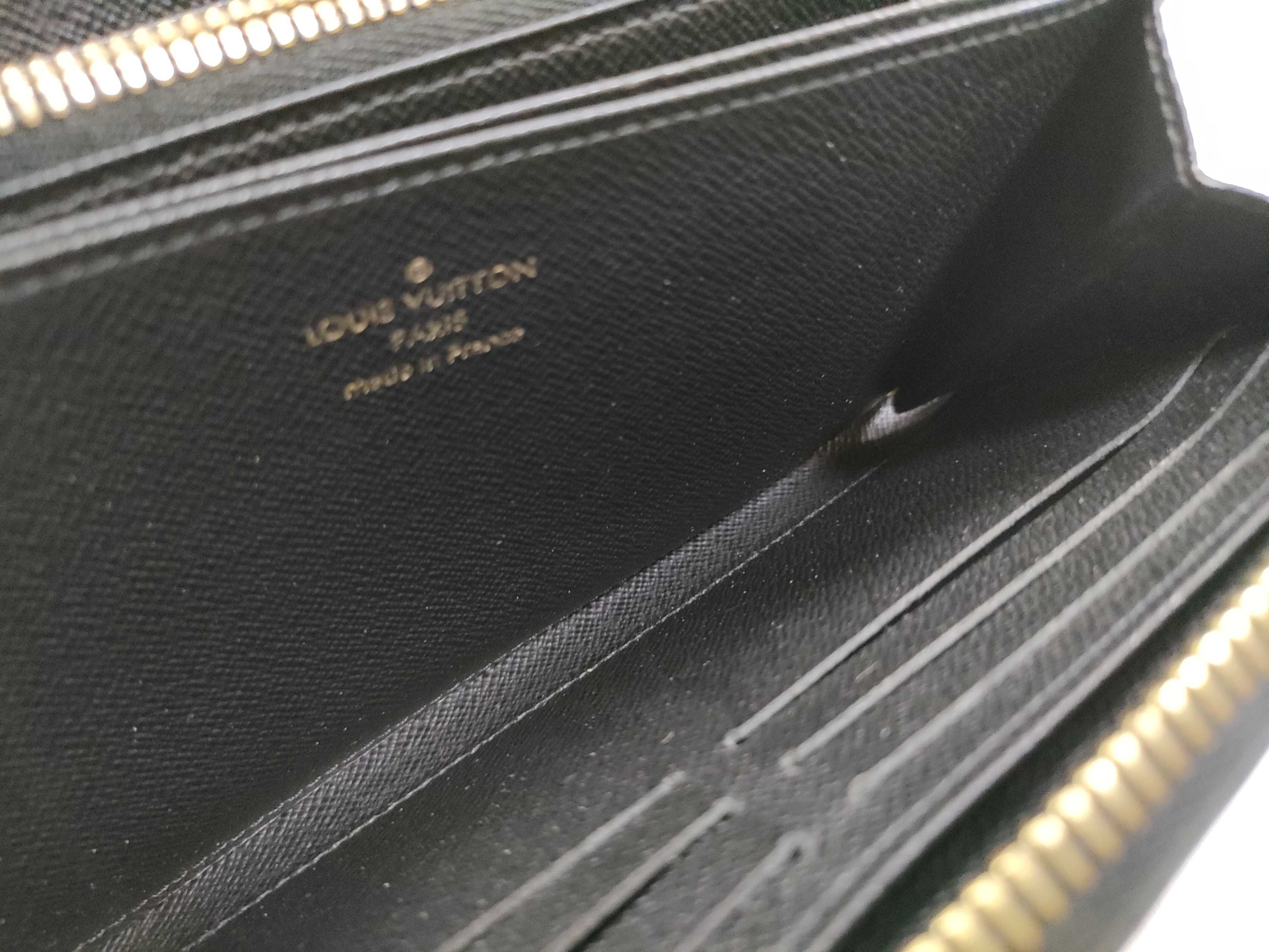 Epi Leather Wallet M61857 IC Chip Wallet — view 14