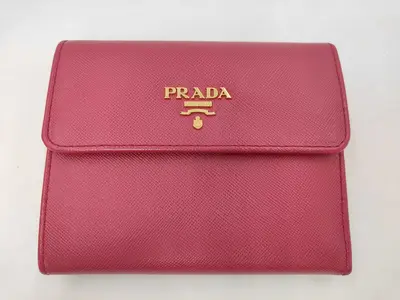 Saffiano Metal 1M0170 Leather Compact Wallet Pink