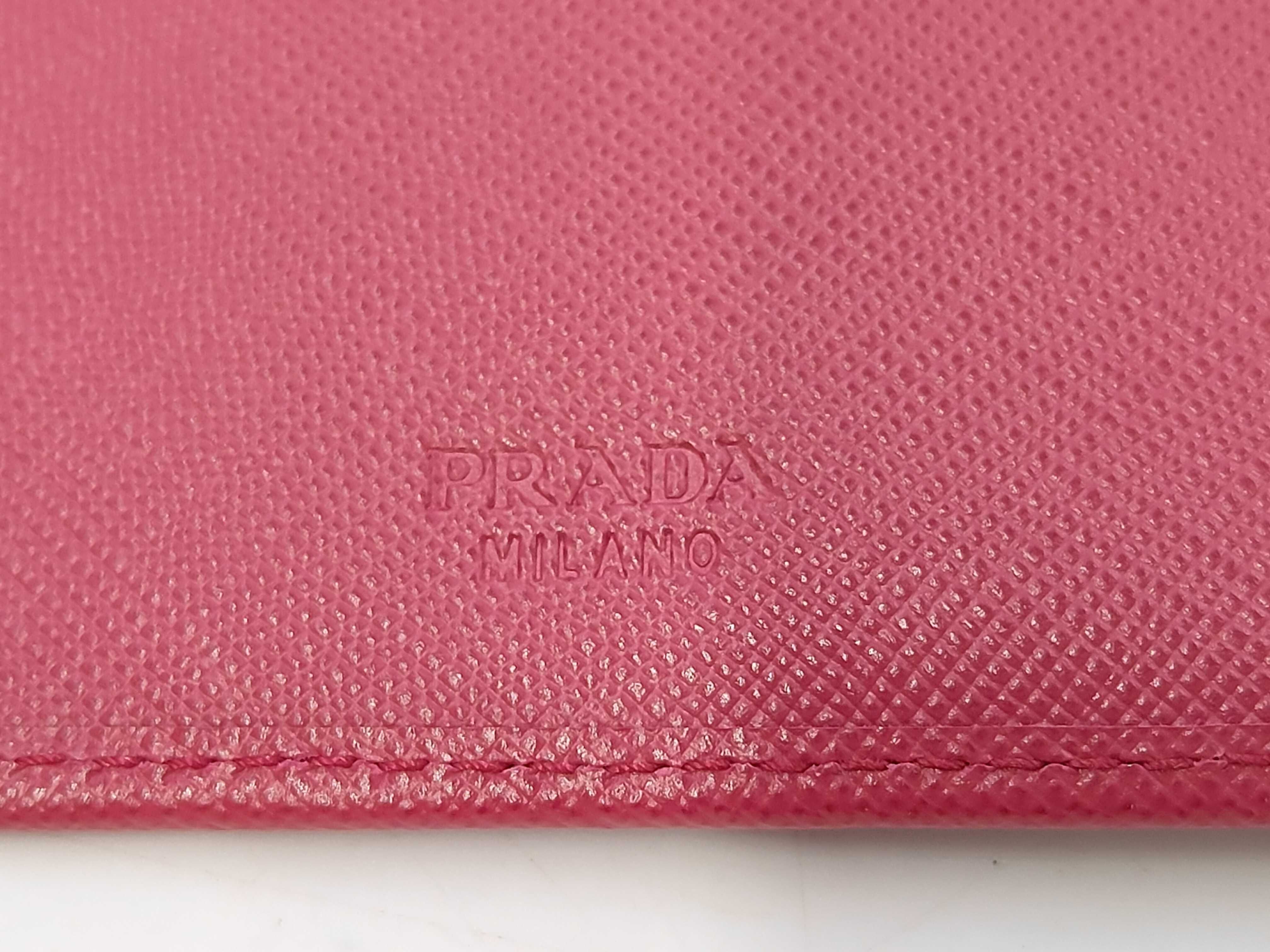 Saffiano Metal 1M0170 Leather Compact Wallet Pink — view 11