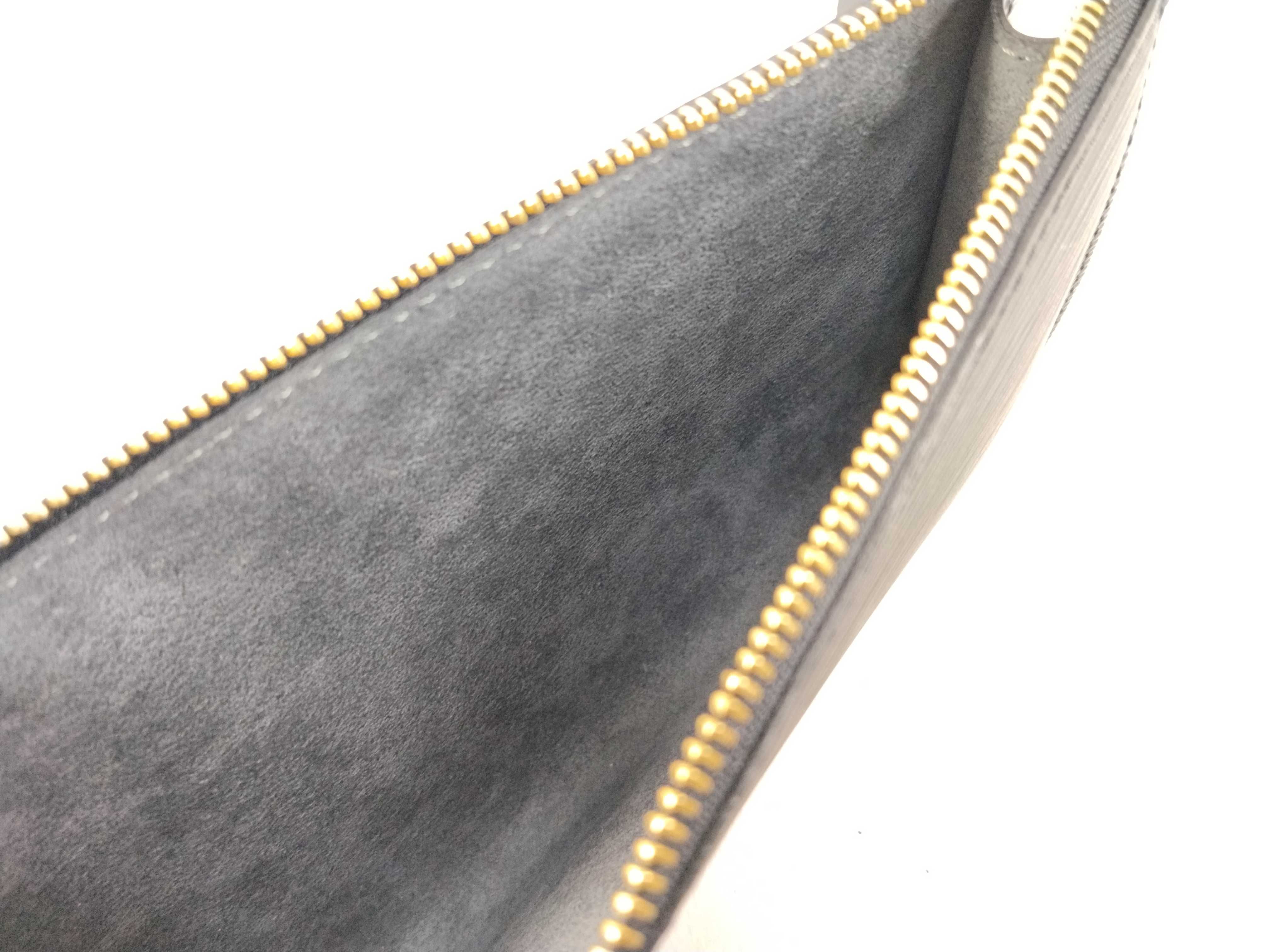 Epi Leather Pochette Accessoires M52942 AR1020 Black Handbag — view 11