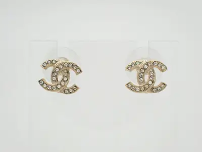 earrings, F18V, Coco Mark, rhinestone, gold, 1.3cm wide.