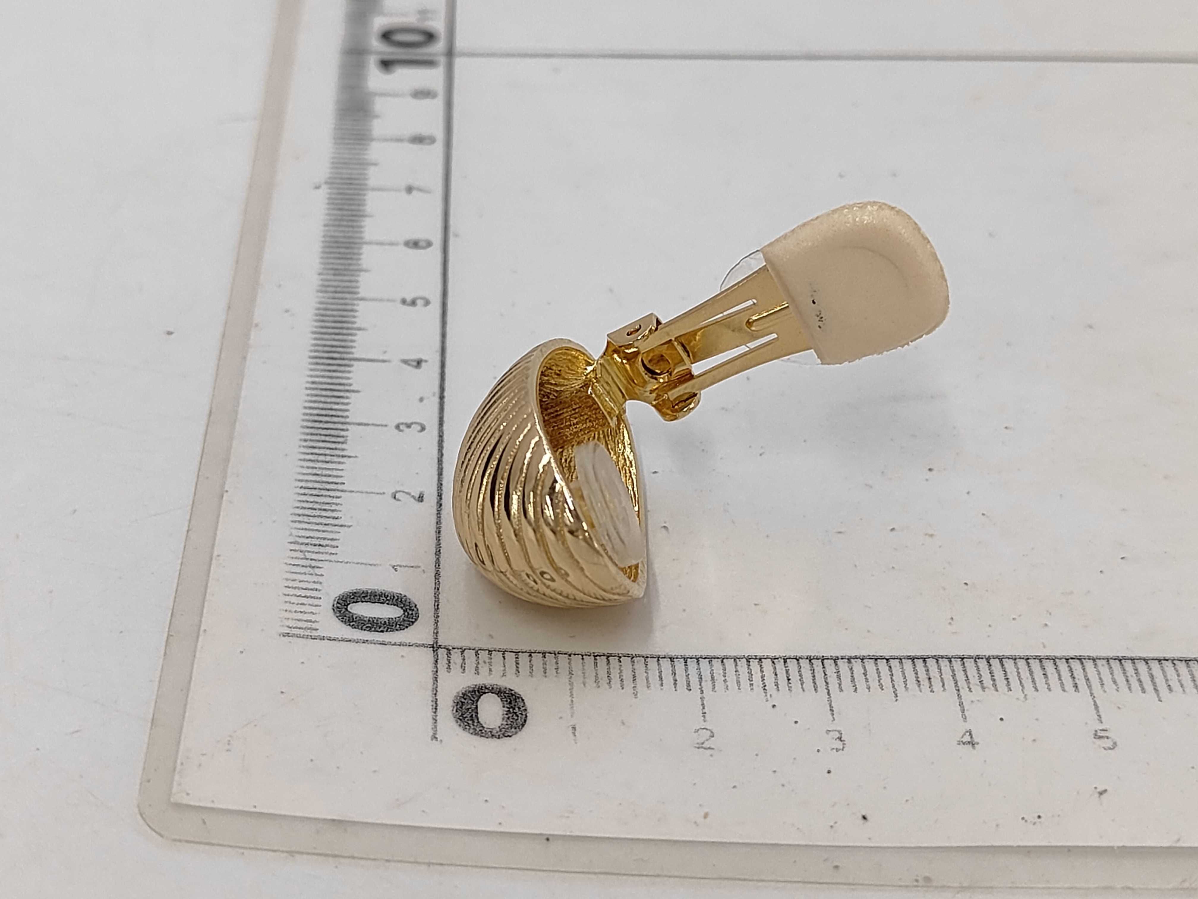 Earrings — view 2