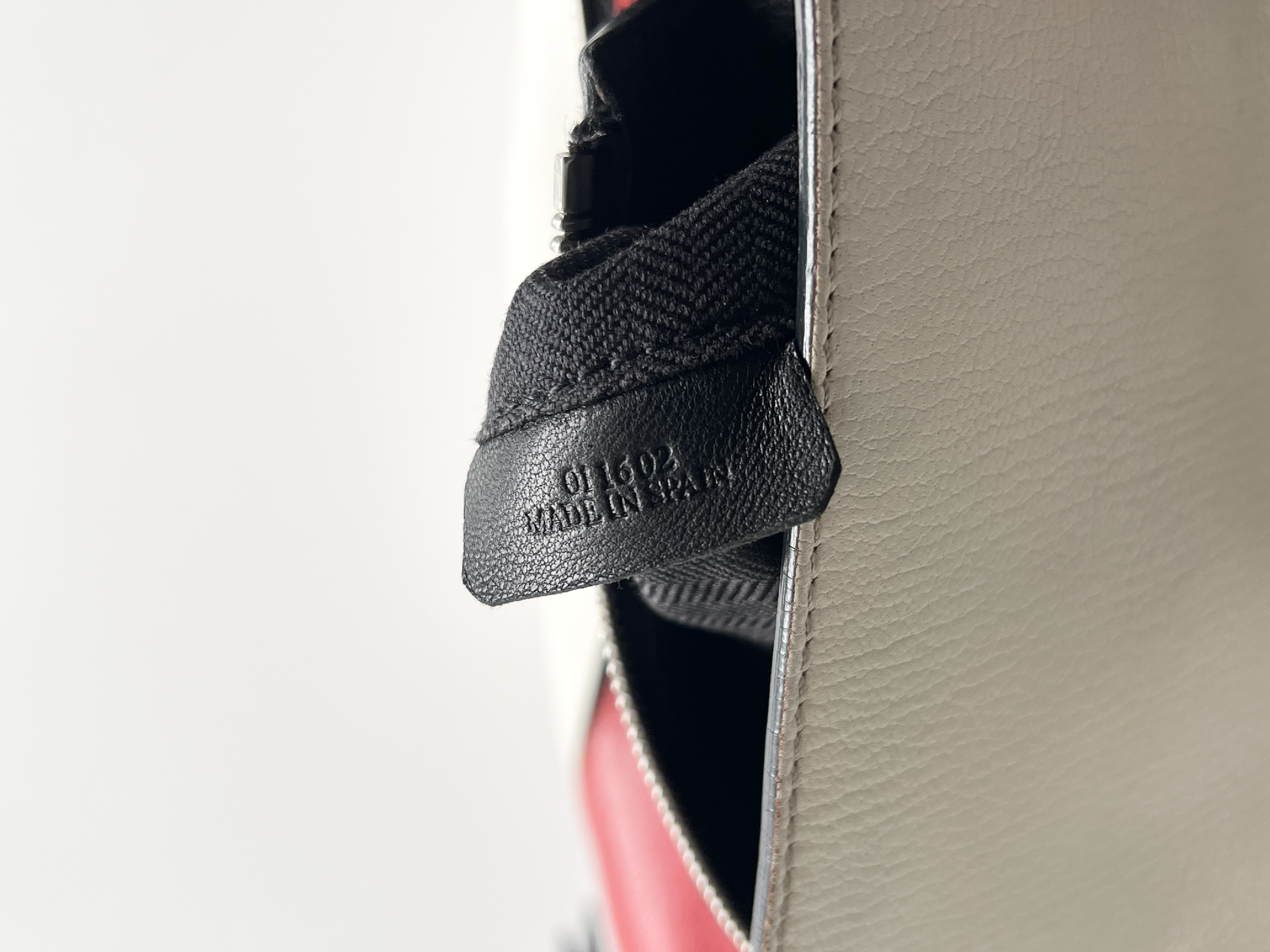 Puzzle Monogram Logo Leather 2way Shoulder Bag — view 7