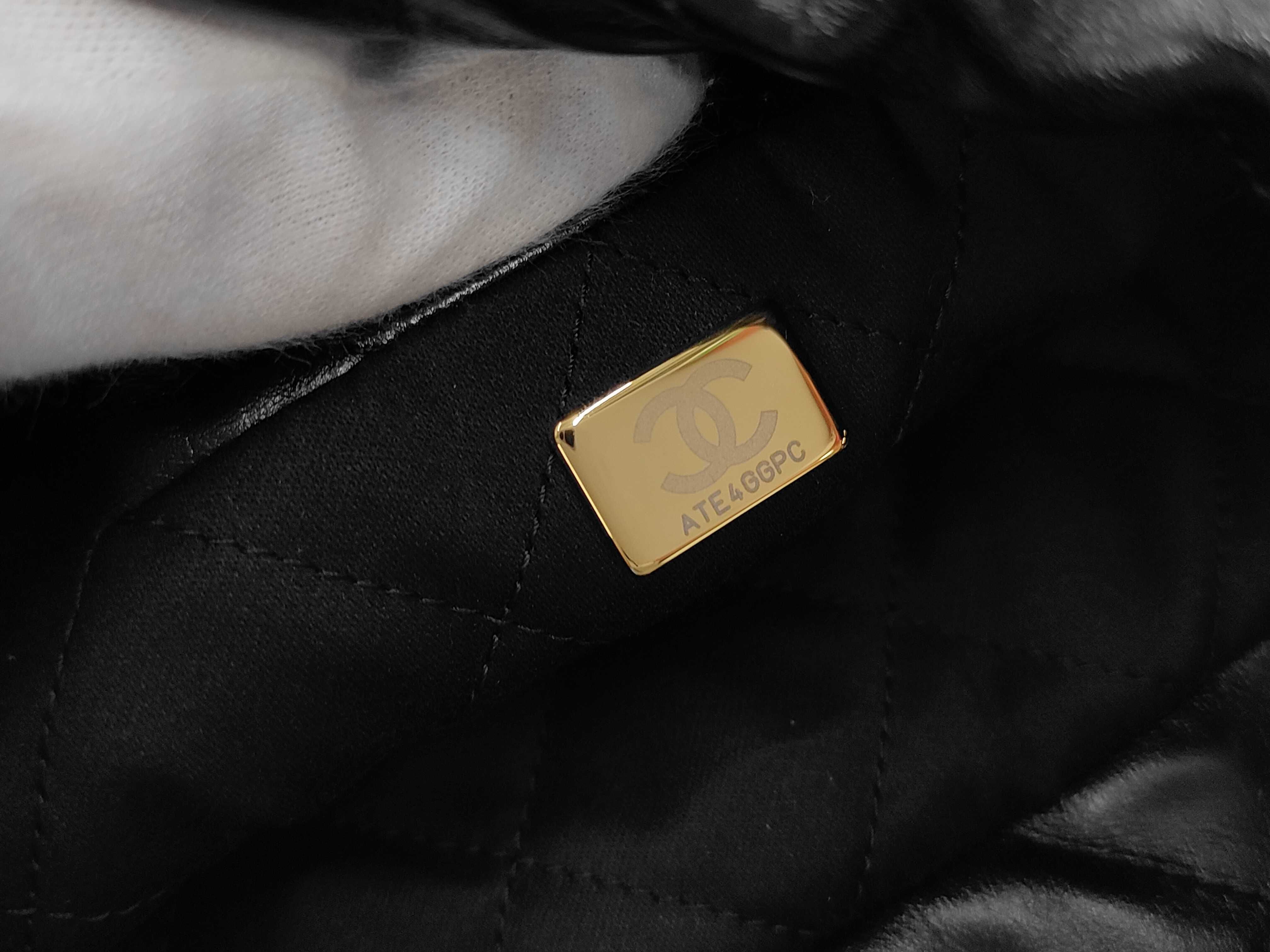 22 Mini Shoulder Bag with Faux Pearls — view 11