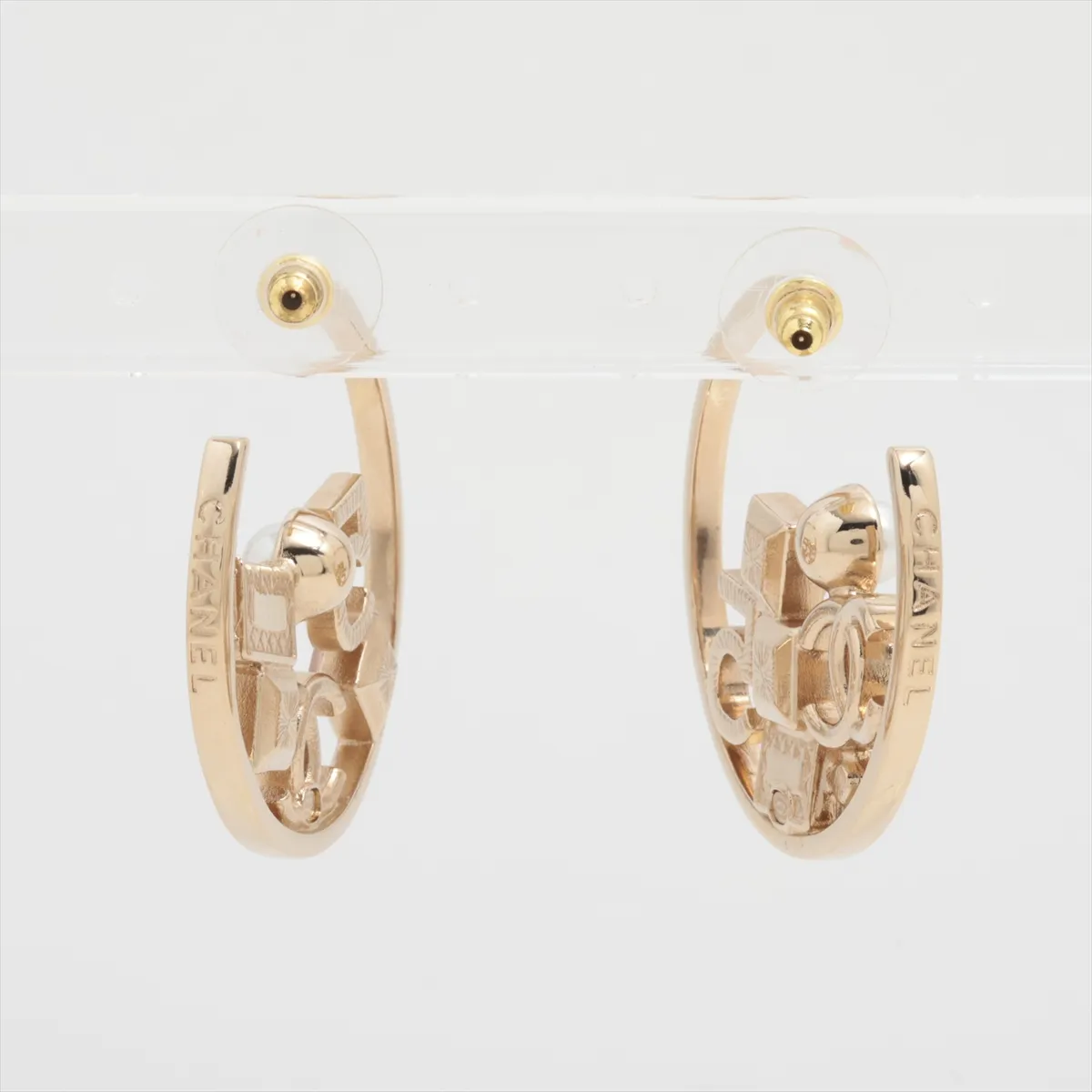 Coco Mark No. 5 A23B Earrings (Pair) GP x Rhinestone x Faux Pearl Gold — view 3