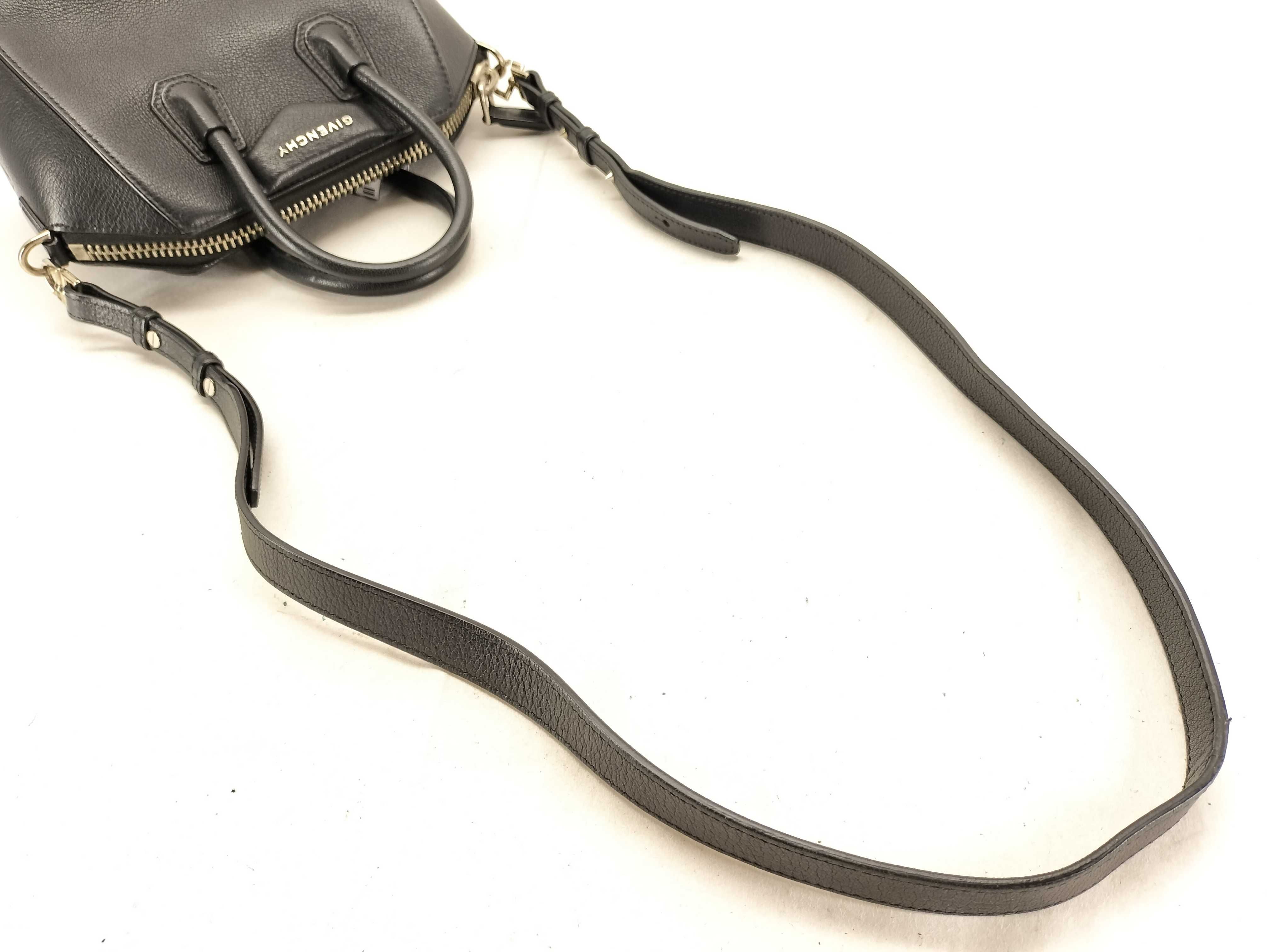 ID- Antigona Cowskin 2-Way Handbag Black #3CC1106 Handbag — view 4