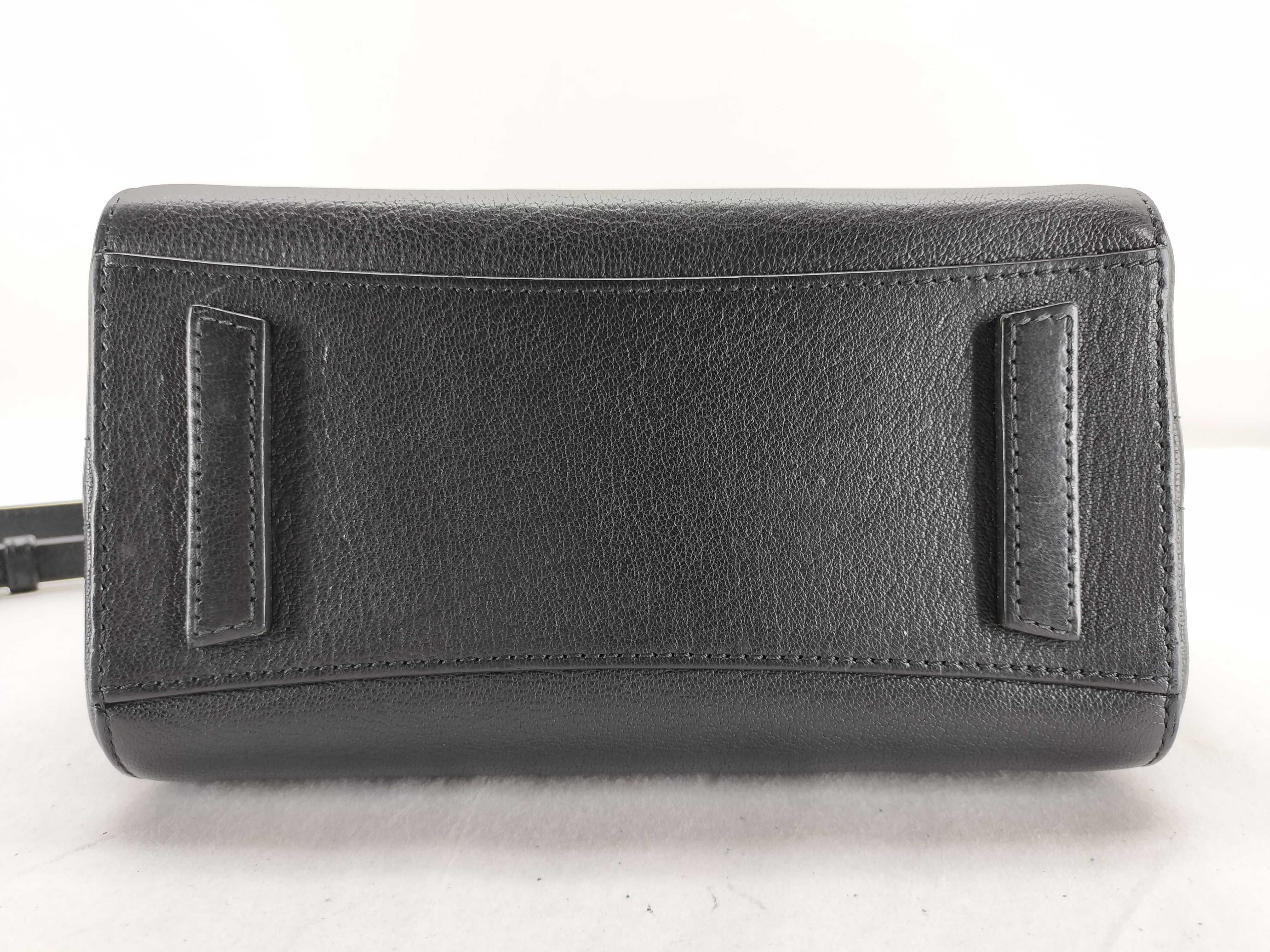 ID- Antigona Cowskin 2-Way Handbag Black #3CC1106 Handbag — view 8