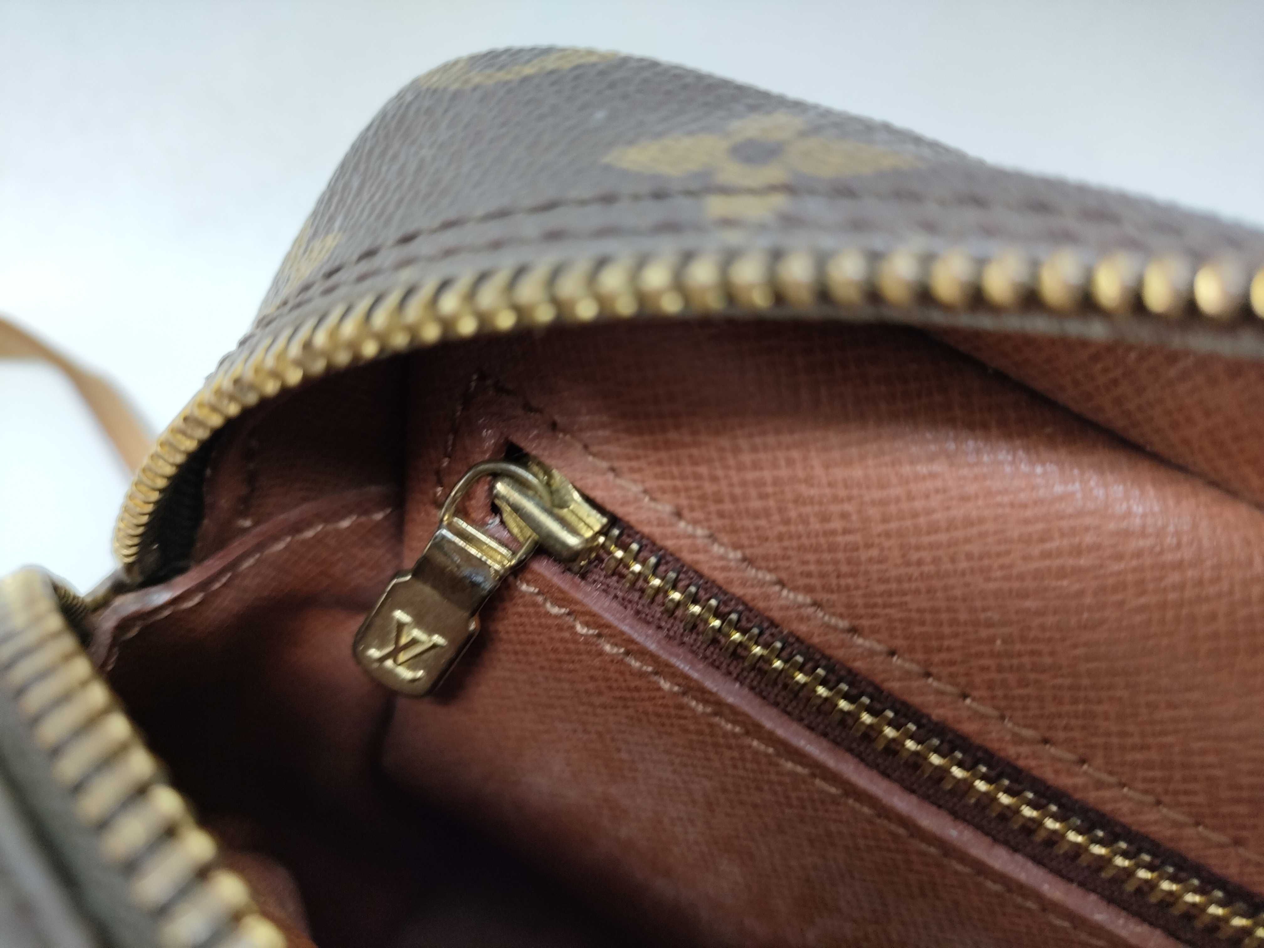 Monogram Louis Vuitton M51274 Trocadero 27 Shoulder Bag Monogram Shoulder Bag — view 13