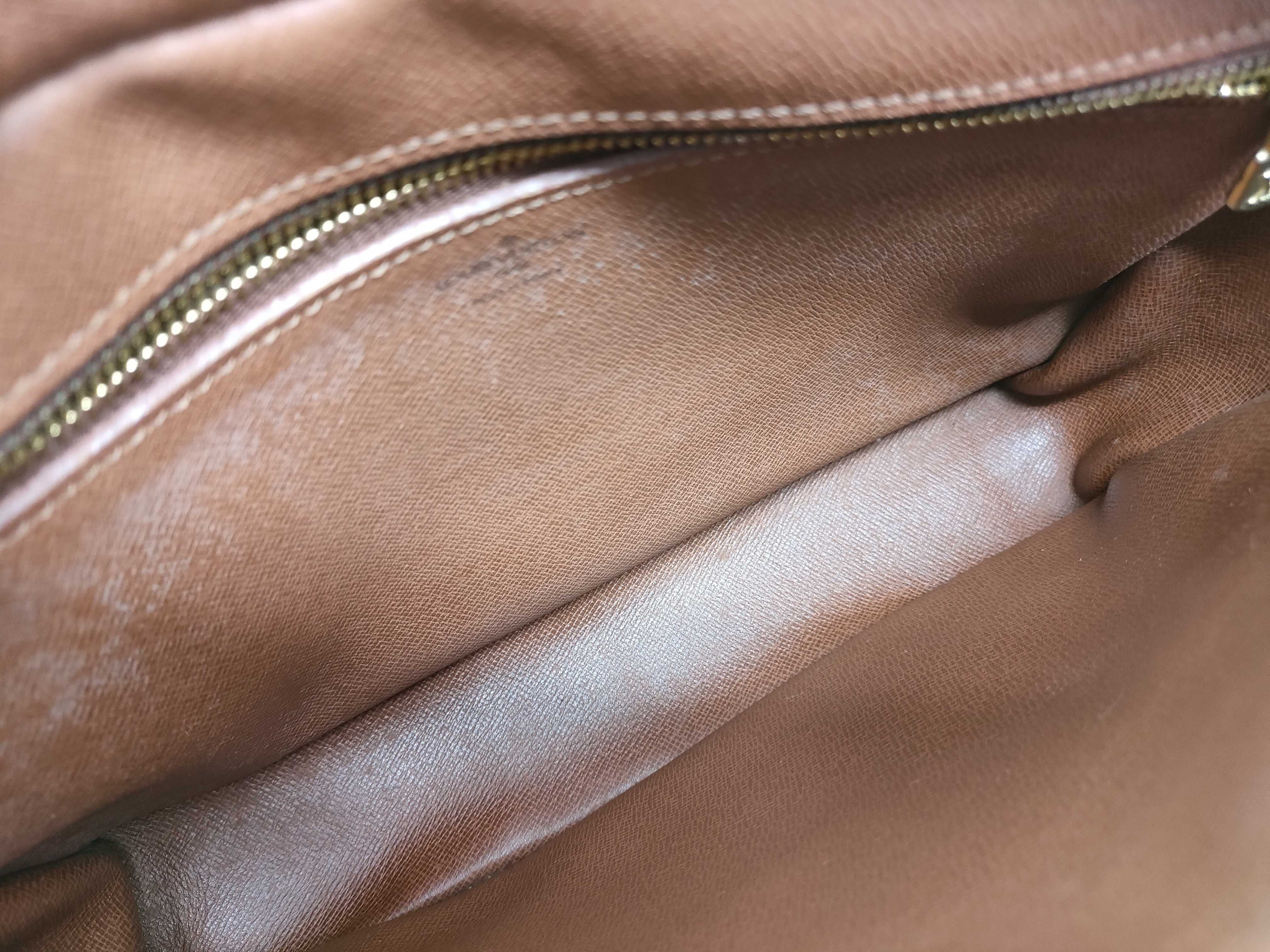 Monogram Louis Vuitton M51274 Trocadero 27 Shoulder Bag Monogram Shoulder Bag — view 10