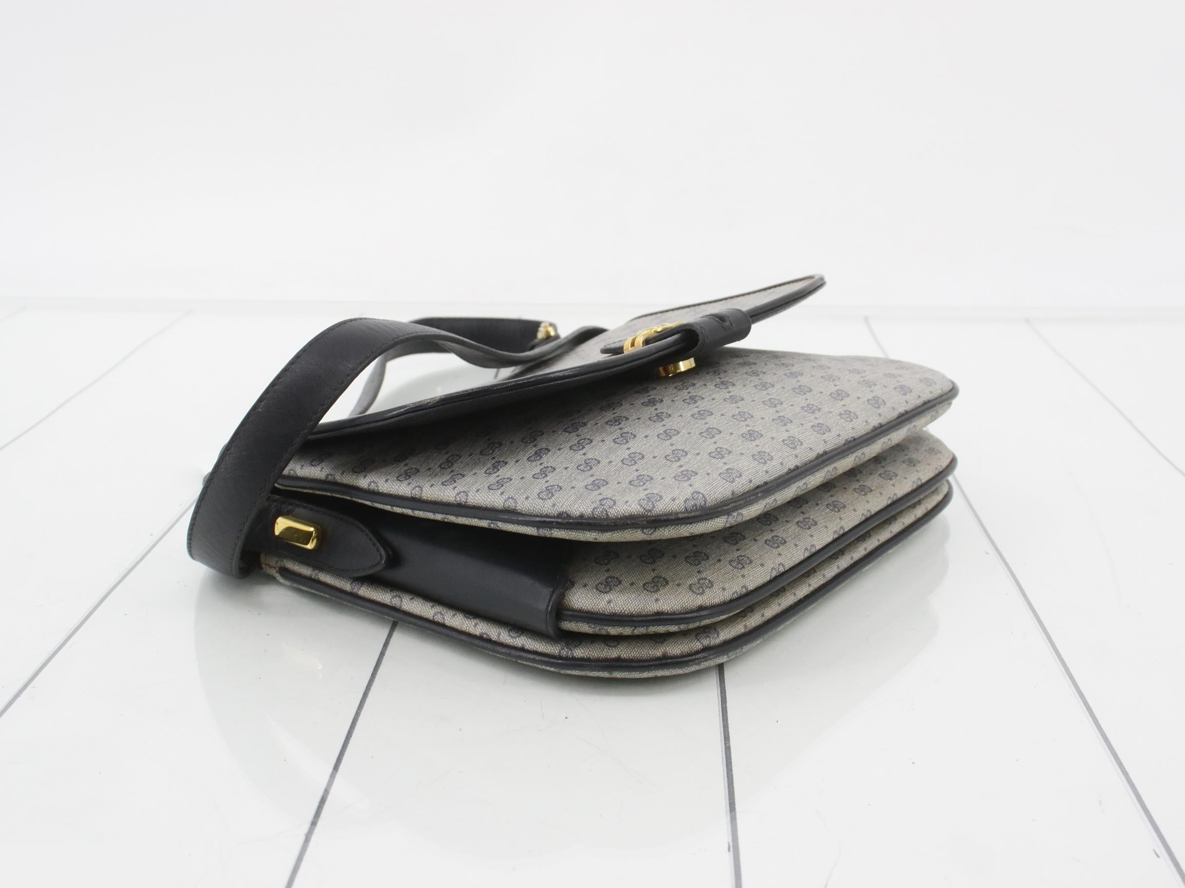 GG Supreme Shoulder Bag — view 5