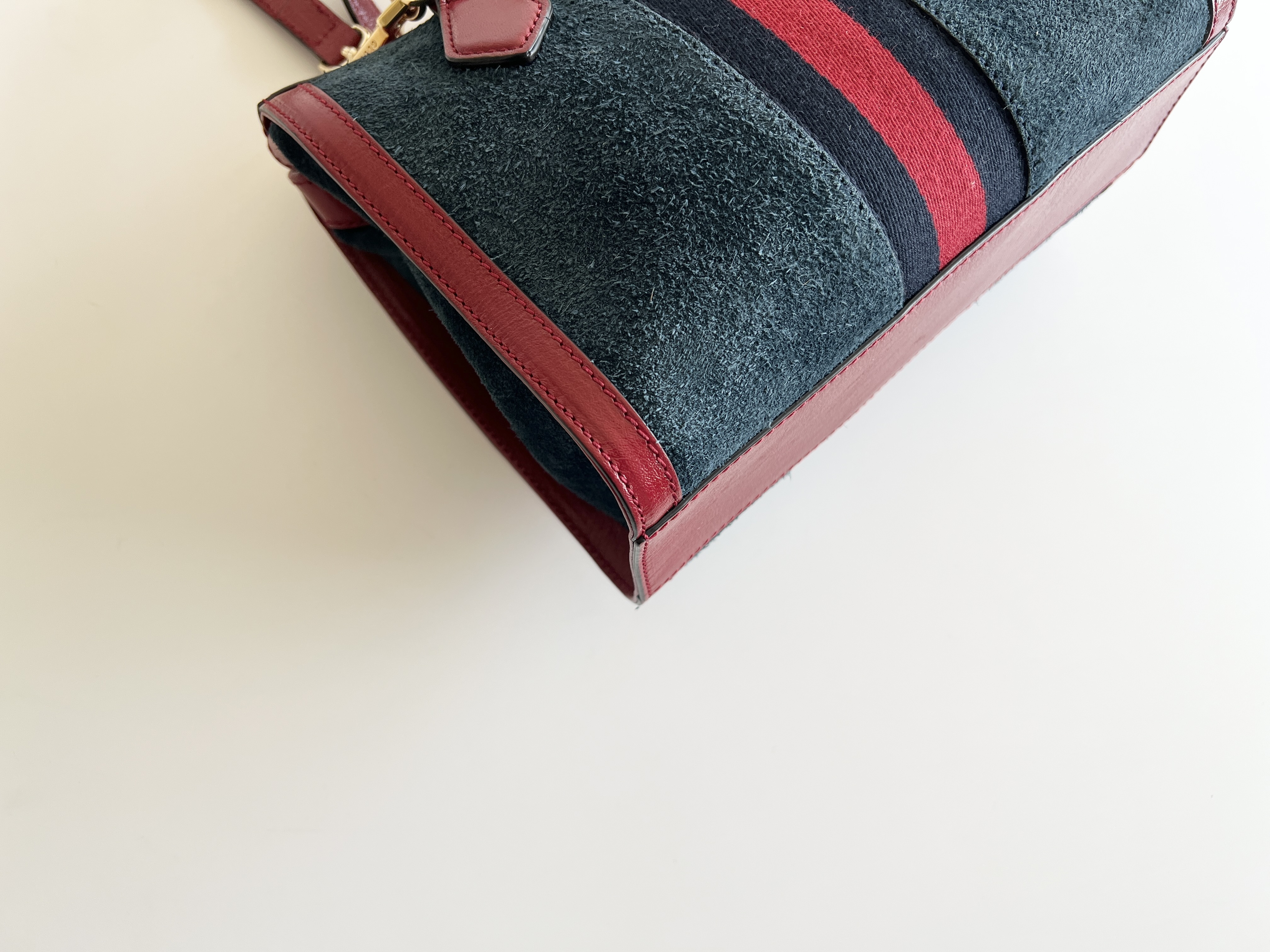 Ophidia Suede Leather Sherry Line 2way Shoulder Bag Handbag — view 11