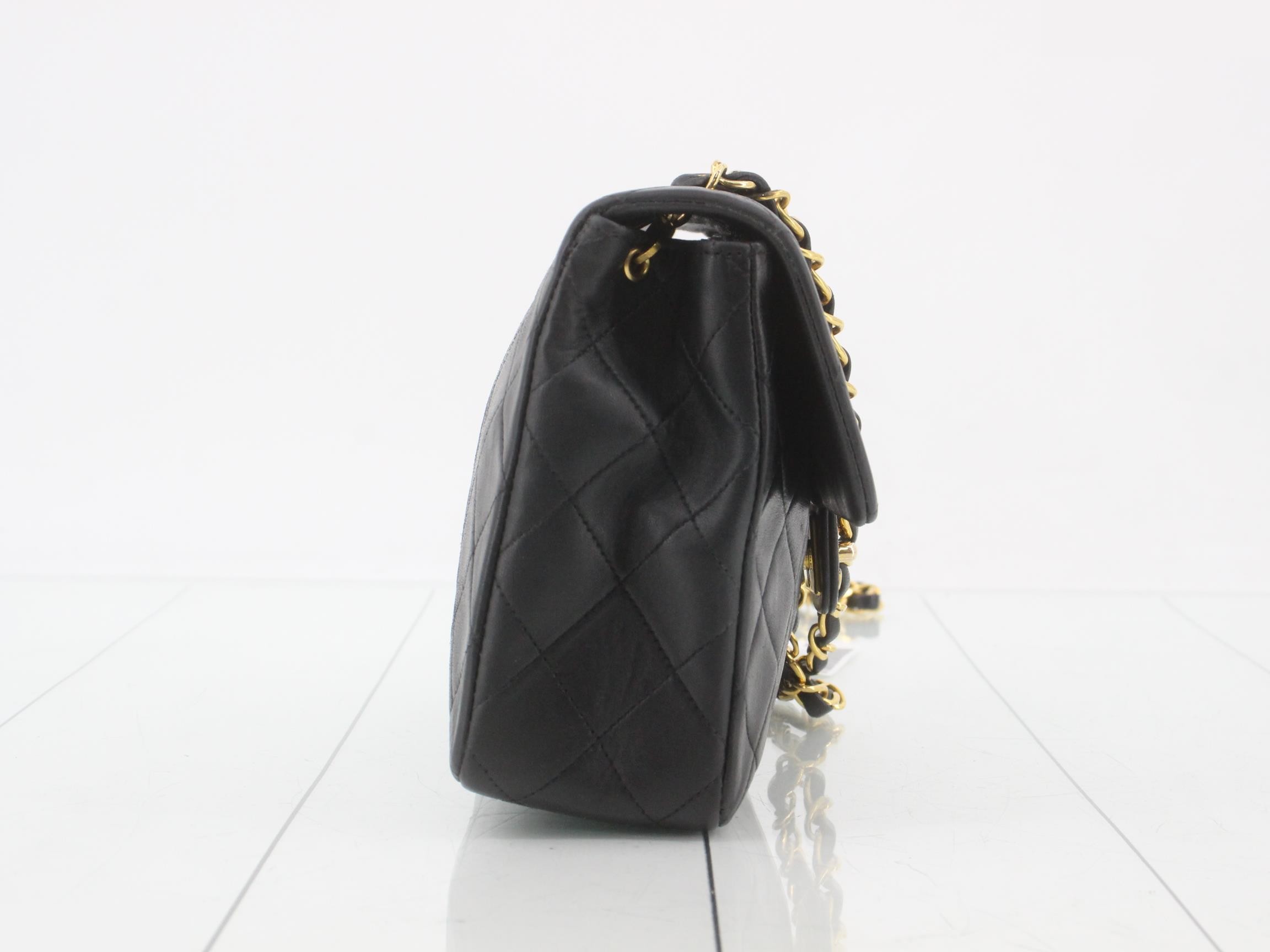 Matelassé shoulder bag, unit number 2. — view 4