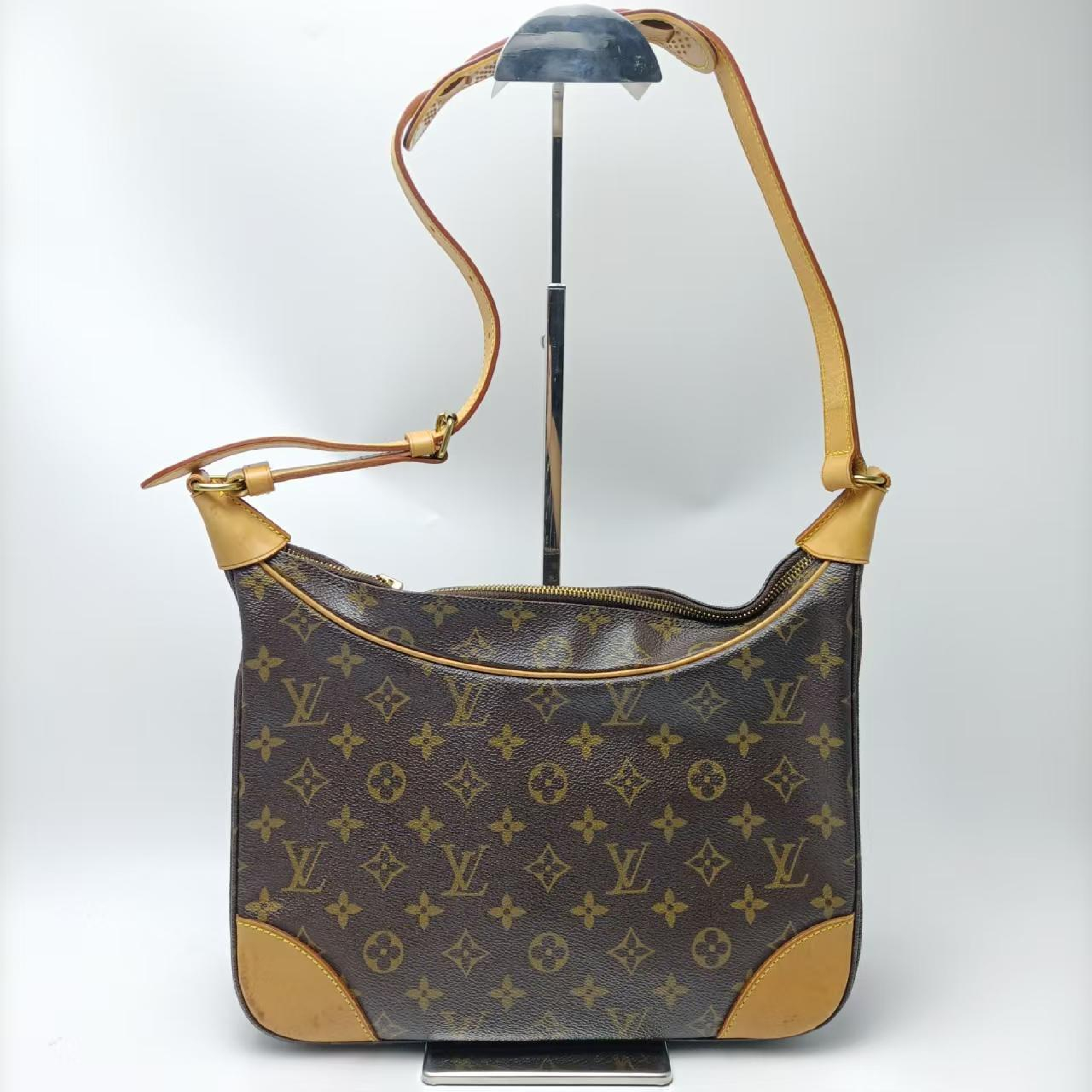 Boulogne PU shoulder bag — view 2